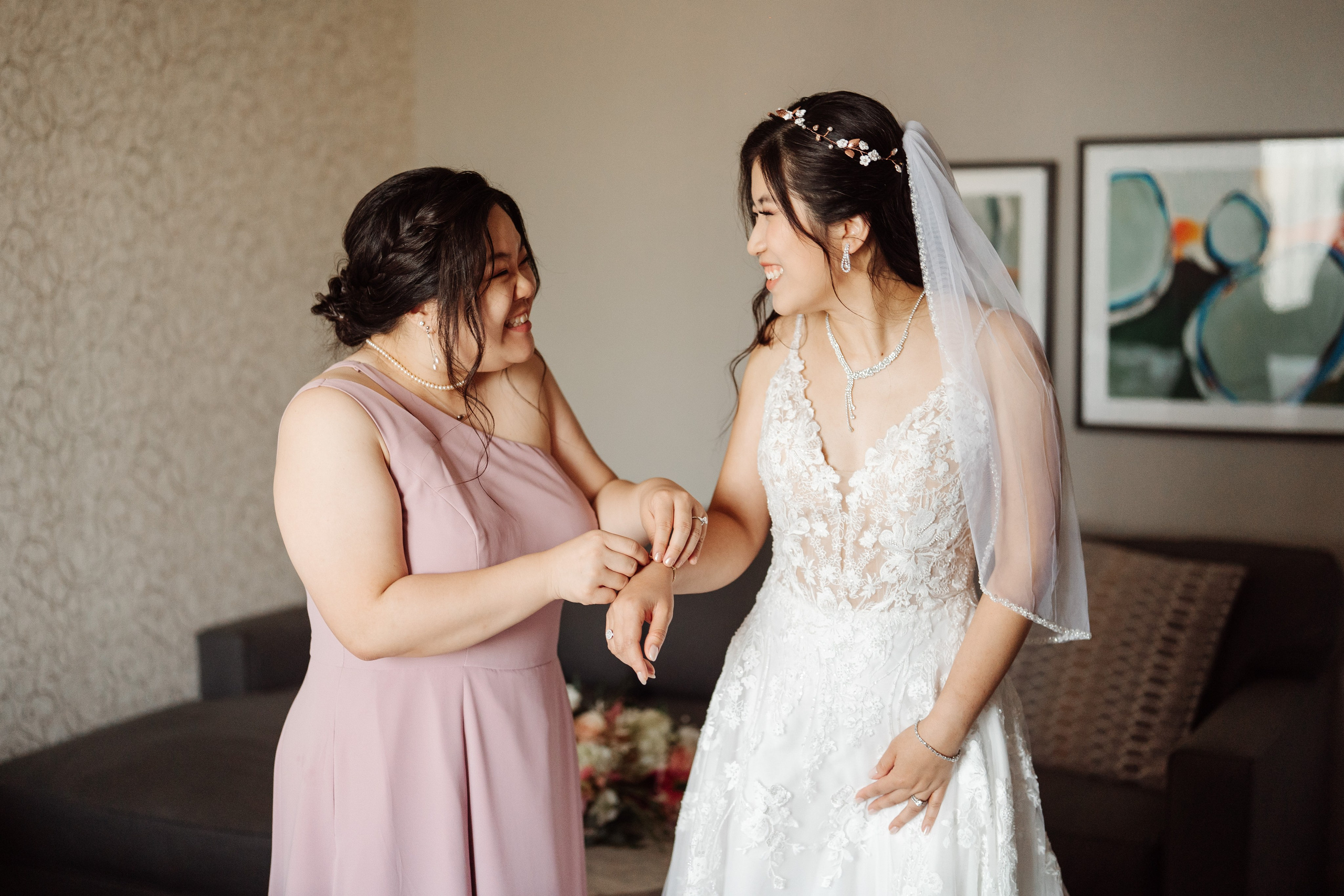 2025-08-16_AndreaChristopher. Ретушер Зенькевич Света