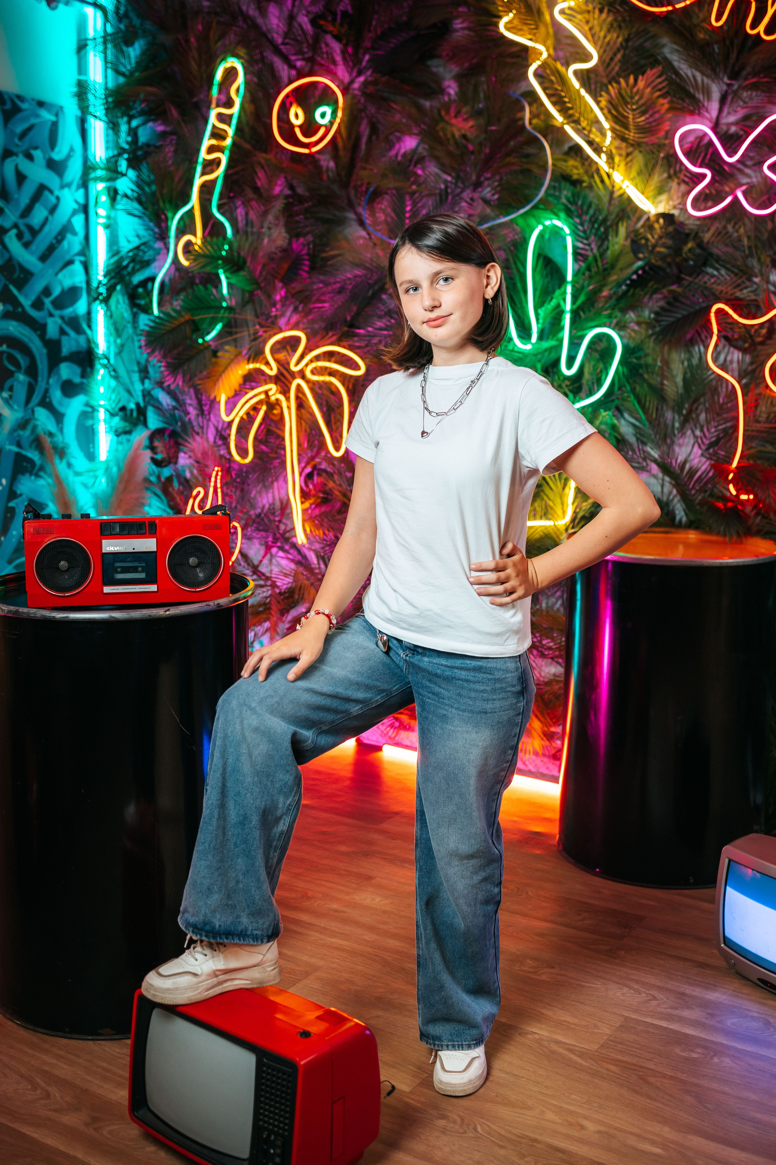 Студия школьной фотографии. Фотостудия выпускных альбомов в Твери. Студия школьной фотографии в Твери. Выпускные альбомы в Твери