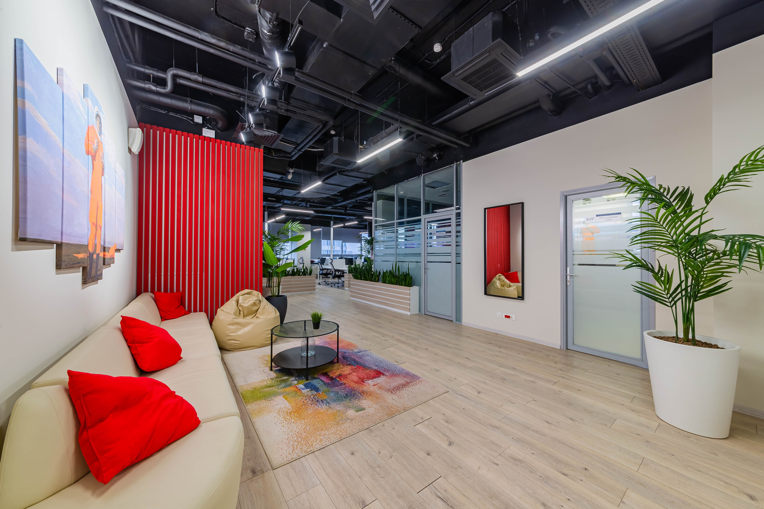 Сокол. Фотограф Лагутин Анатолий