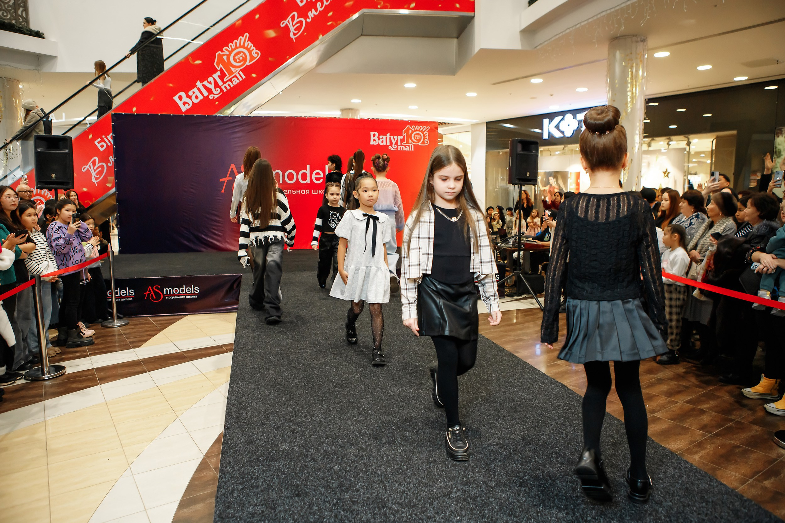 Fashion Show модельной школы AS Models. Кипятком Павлодар