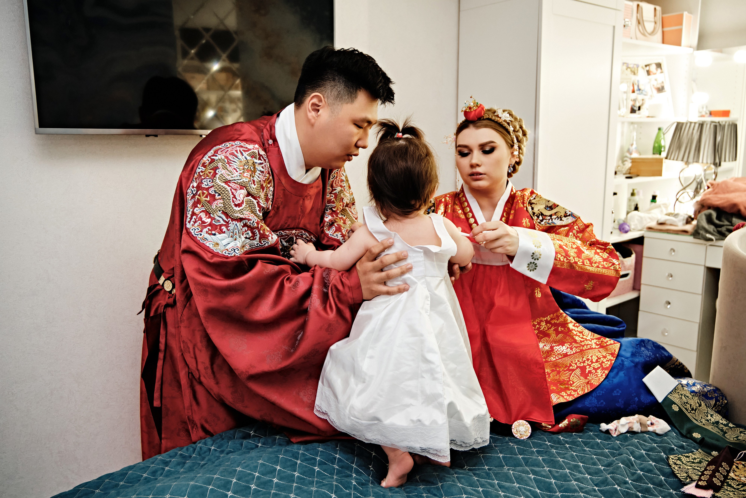 Национальные события