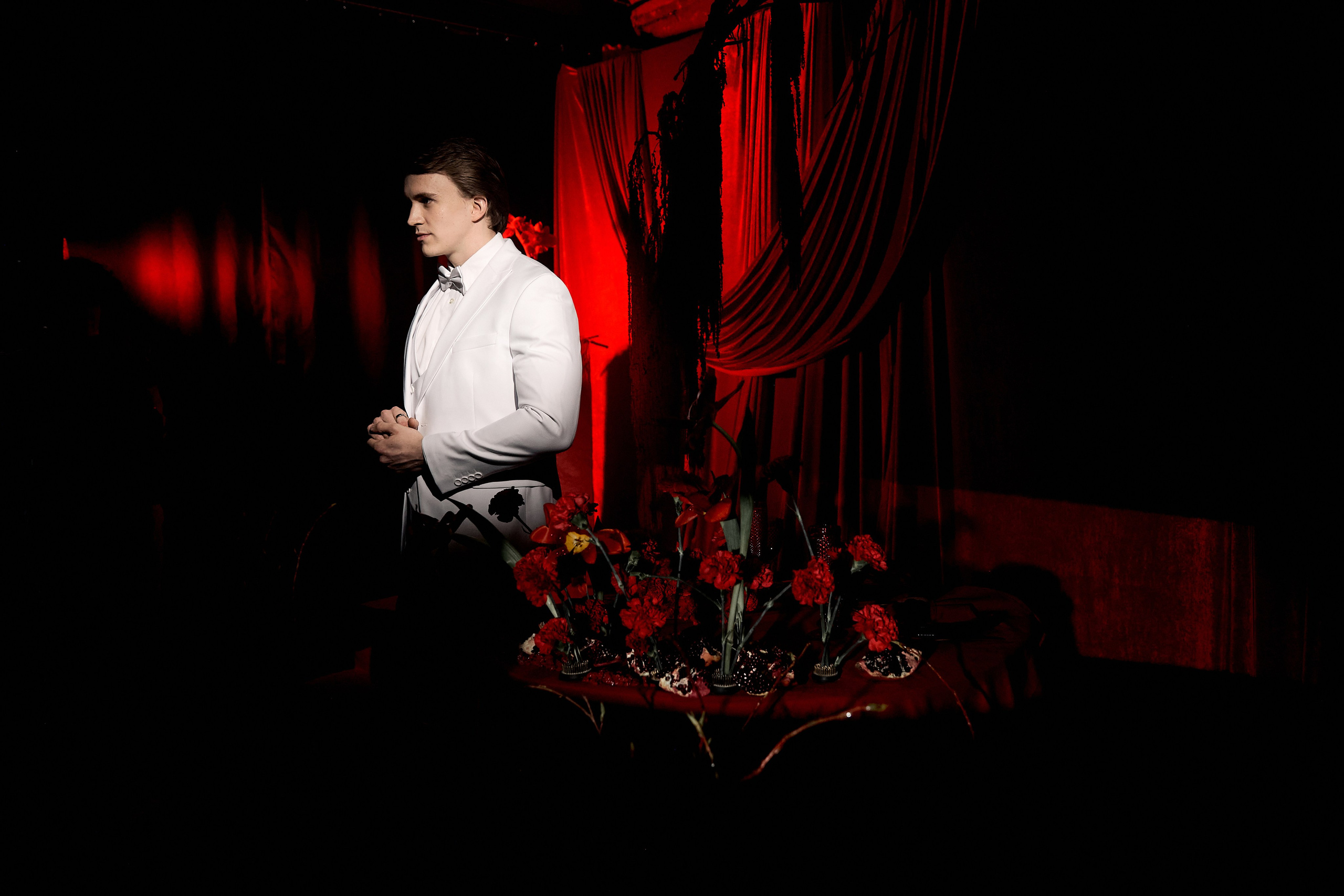 Red. Свадебный фотограф в Красноярске Владимир Ятмасов