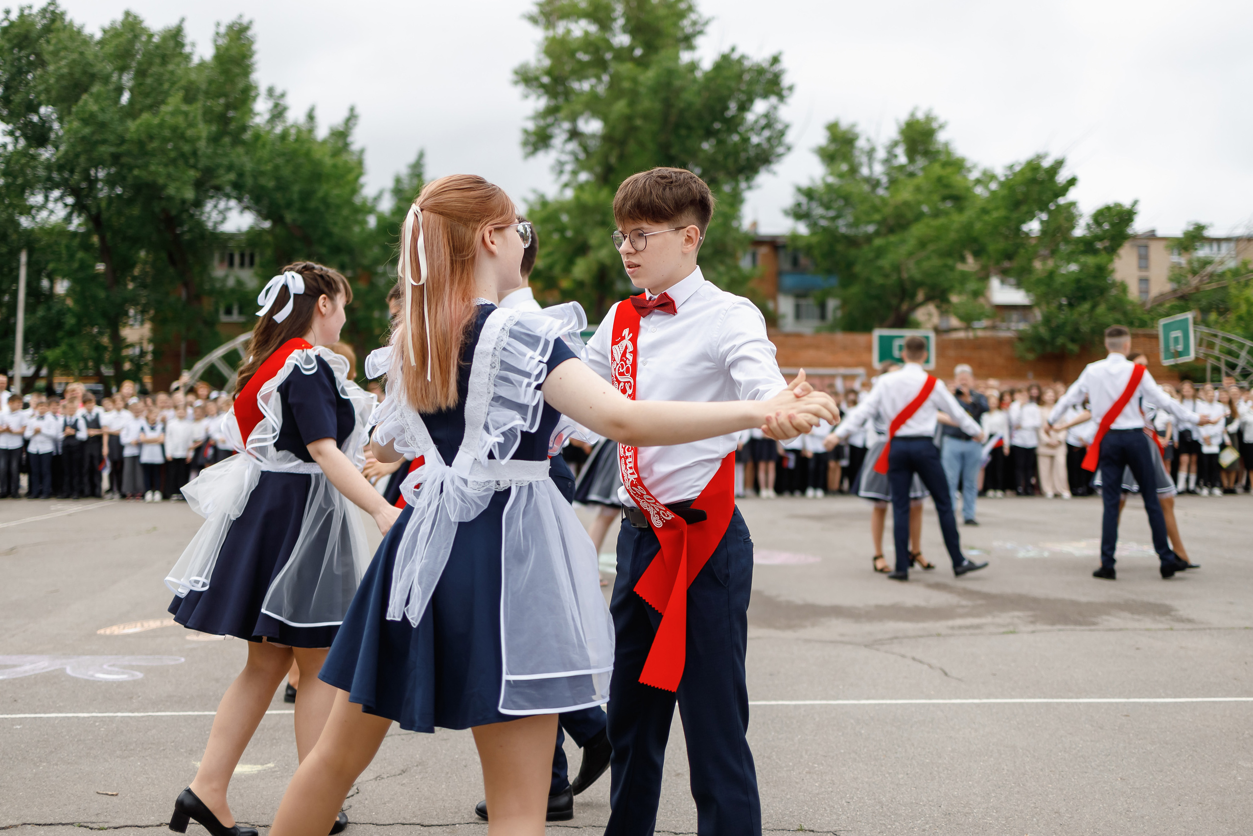 Выпускной альбом Каменск-Шахтинский