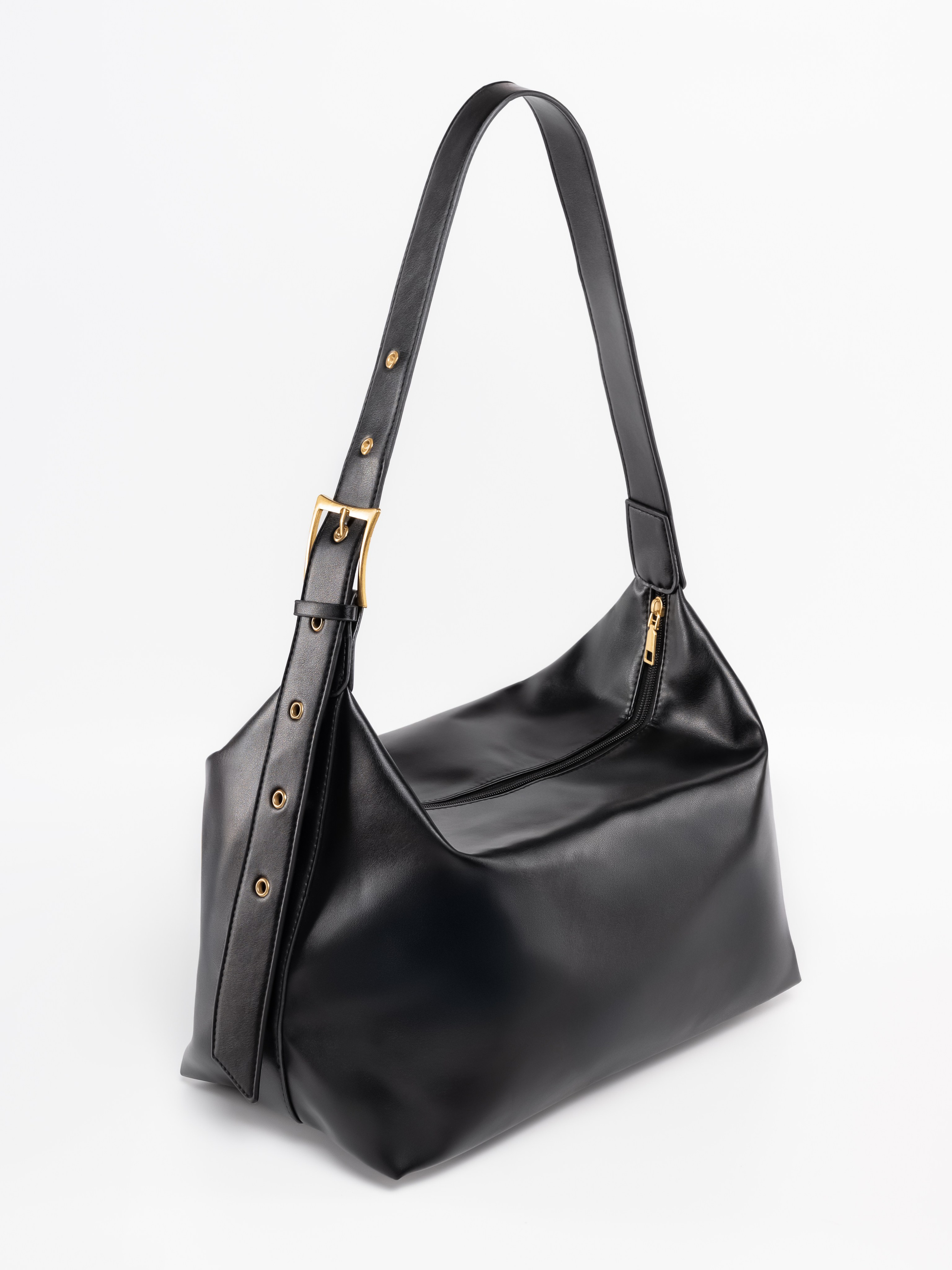 Q Кожаные сумки женские предметка серия 4. Предметный фотограф, фото для маркетплейсов Пятигорск, КМВ