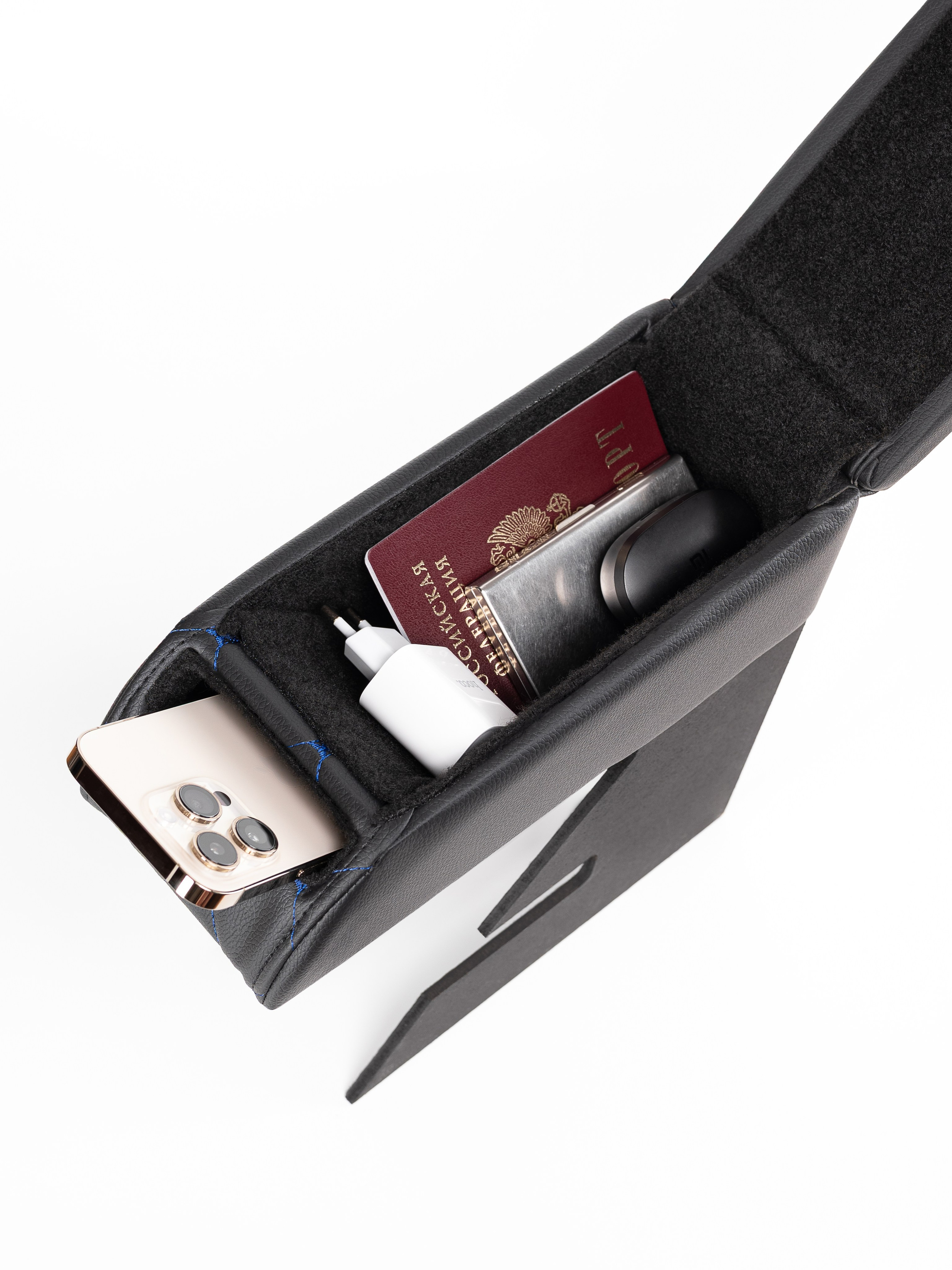 Автоподлокотники предметка стёганые серия 3. Предметный фотограф, фото для маркетплейсов Пятигорск, КМВ