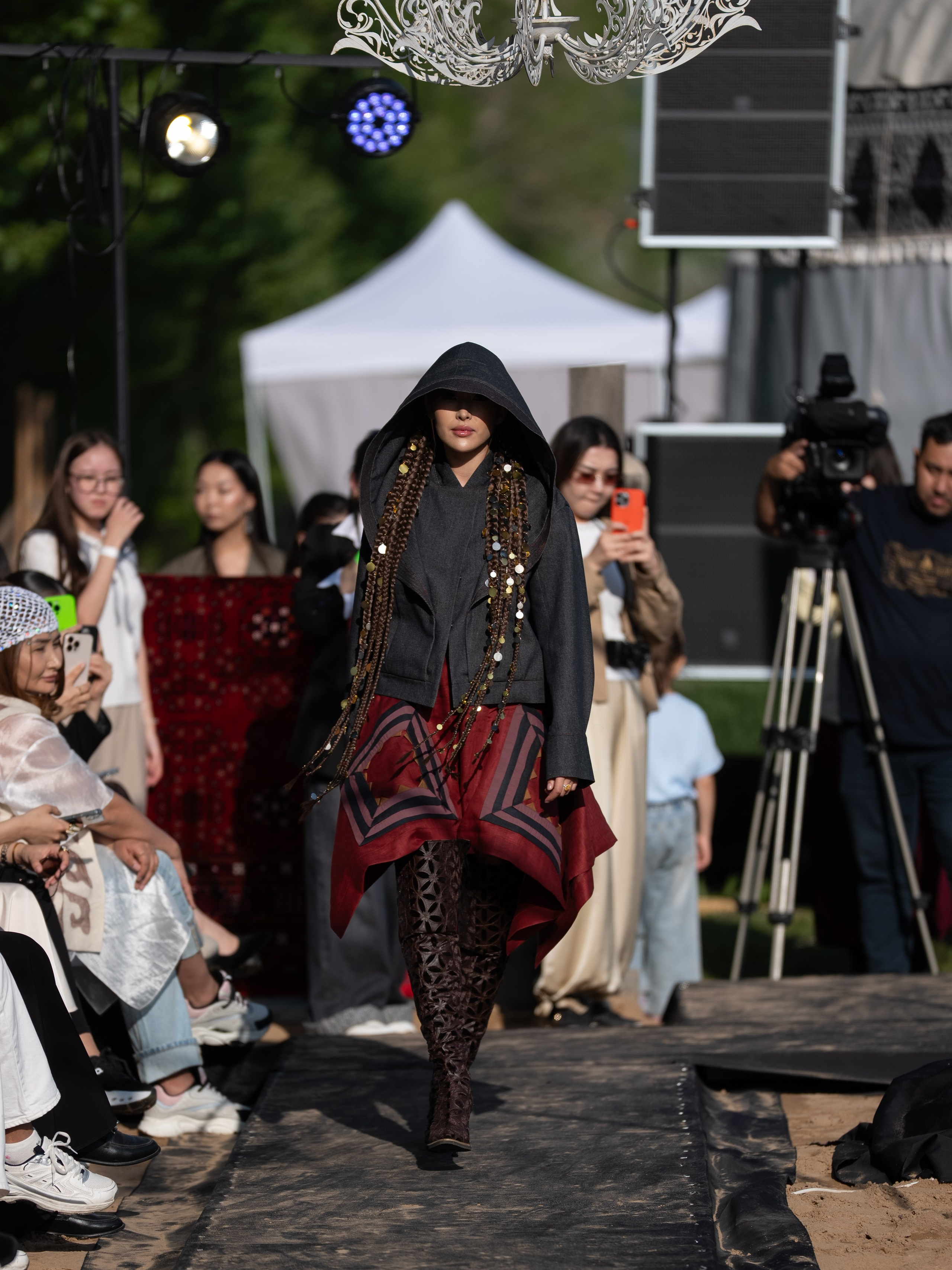 Designer Dariya Kuatzhan. Сайт Алматинского НЮ АРТ, будуар и фэшн фотографа Дениса Карпенко