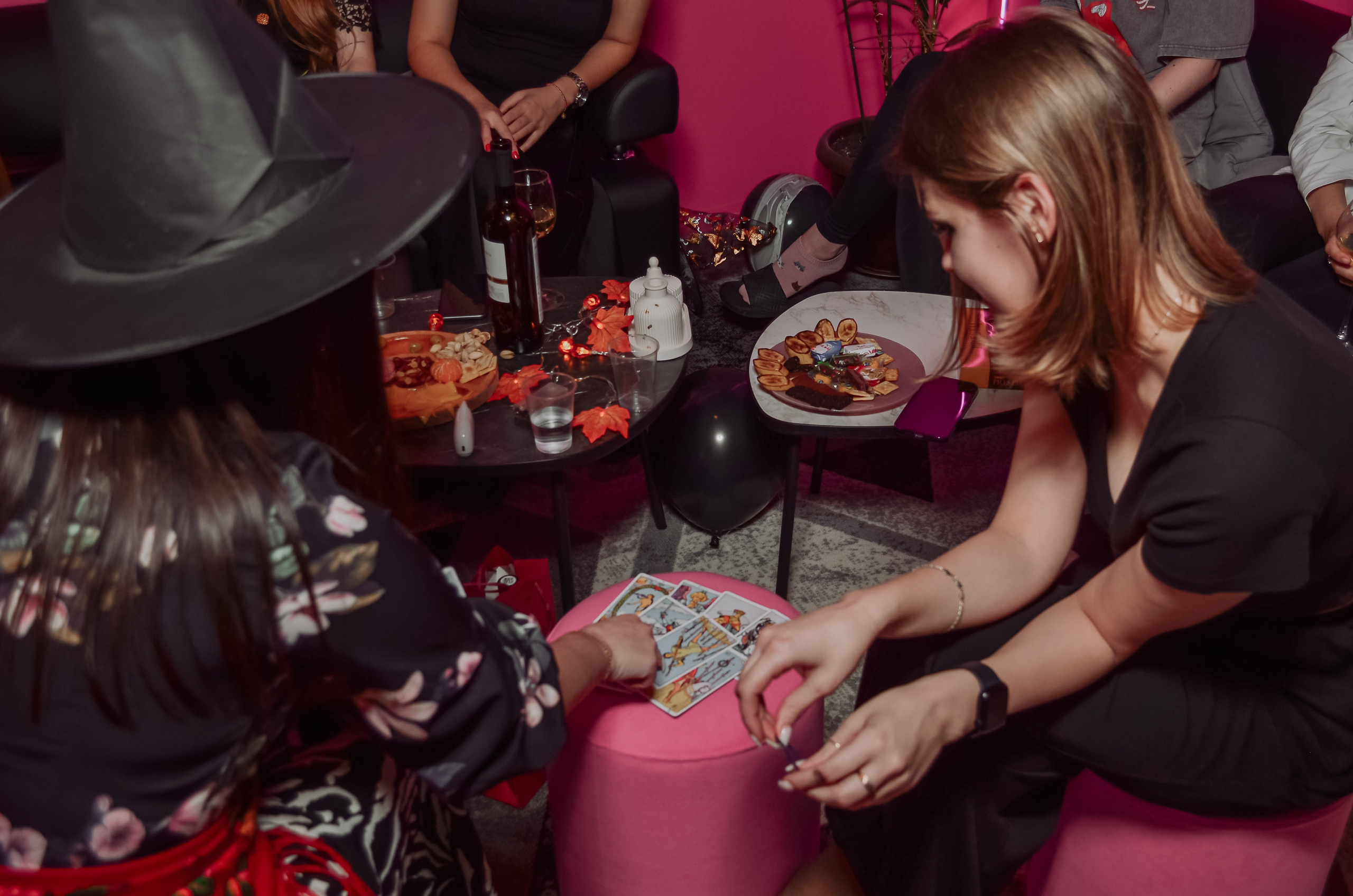 Фоторепортаж мероприятия в фитнес-клубе. Денисова Аля — фотограф для парных съемок и индивидуальных историй в Барнауле