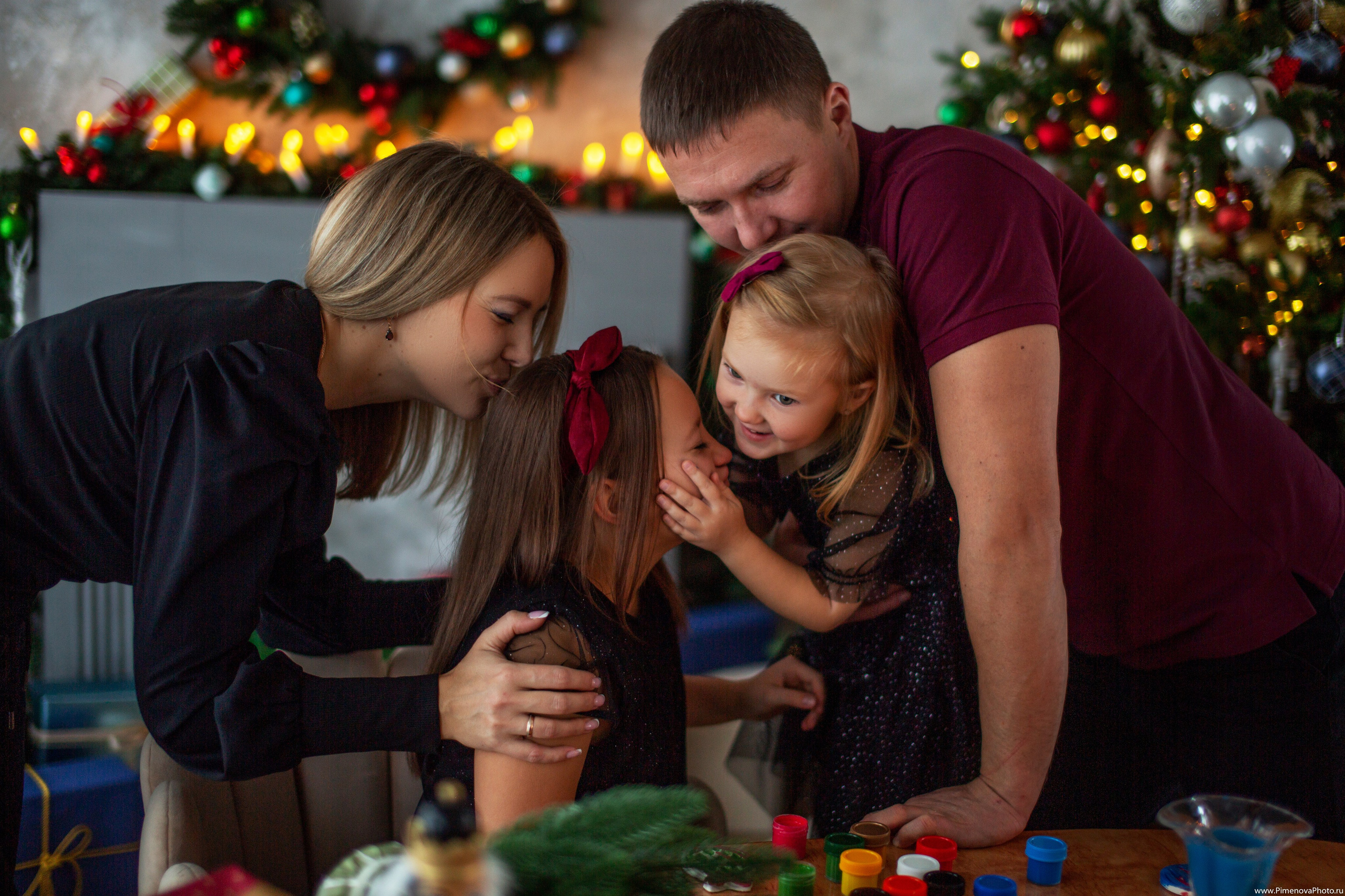 Новогодняя сказка Вари и Маруси, 2024. Семейный и детский фотограф в Петрозаводске