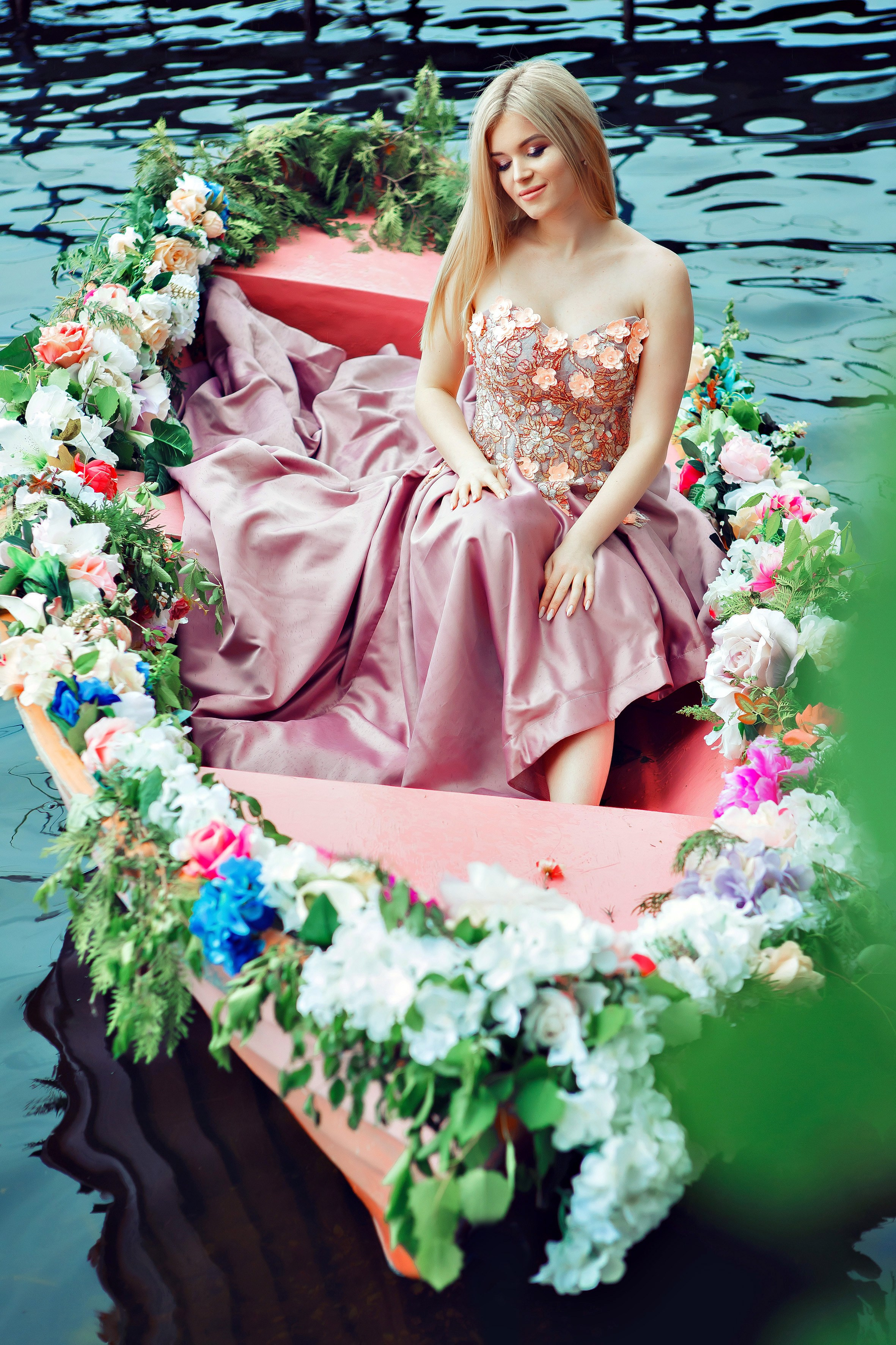 Цветочная Лодка. Свадебный и портретный Фотограф в Липецке Дмитрий Котюков