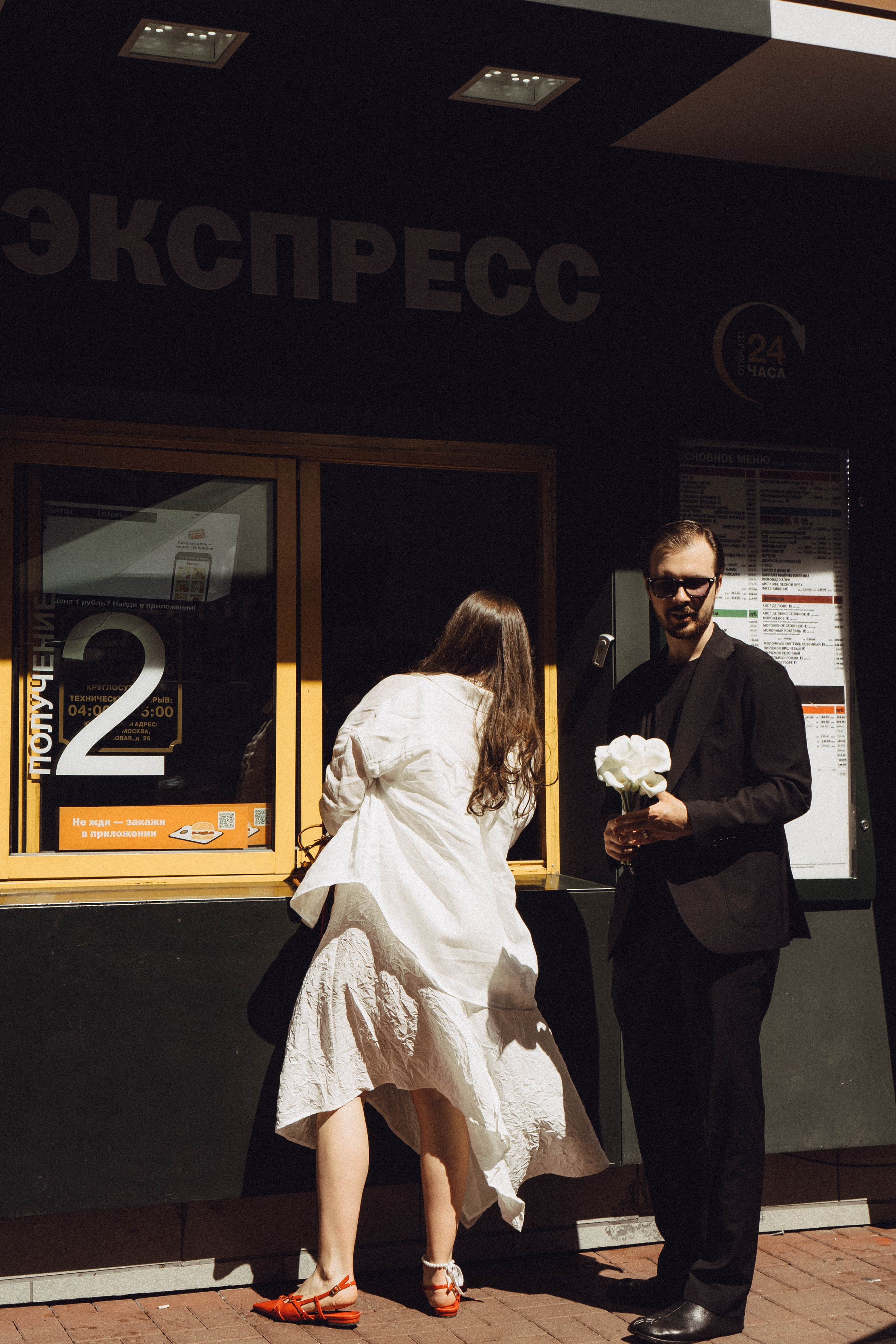 СВАДЕБНАЯ СЬЕМКА В ПАРКЕ ПОБЕДЫ И ПРОГУЛКА ПО МОСКОВСКОМУ ПРОСПЕКТУ. Профессиональный фотограф, Санкт-Петербург — Виктория Богомолова