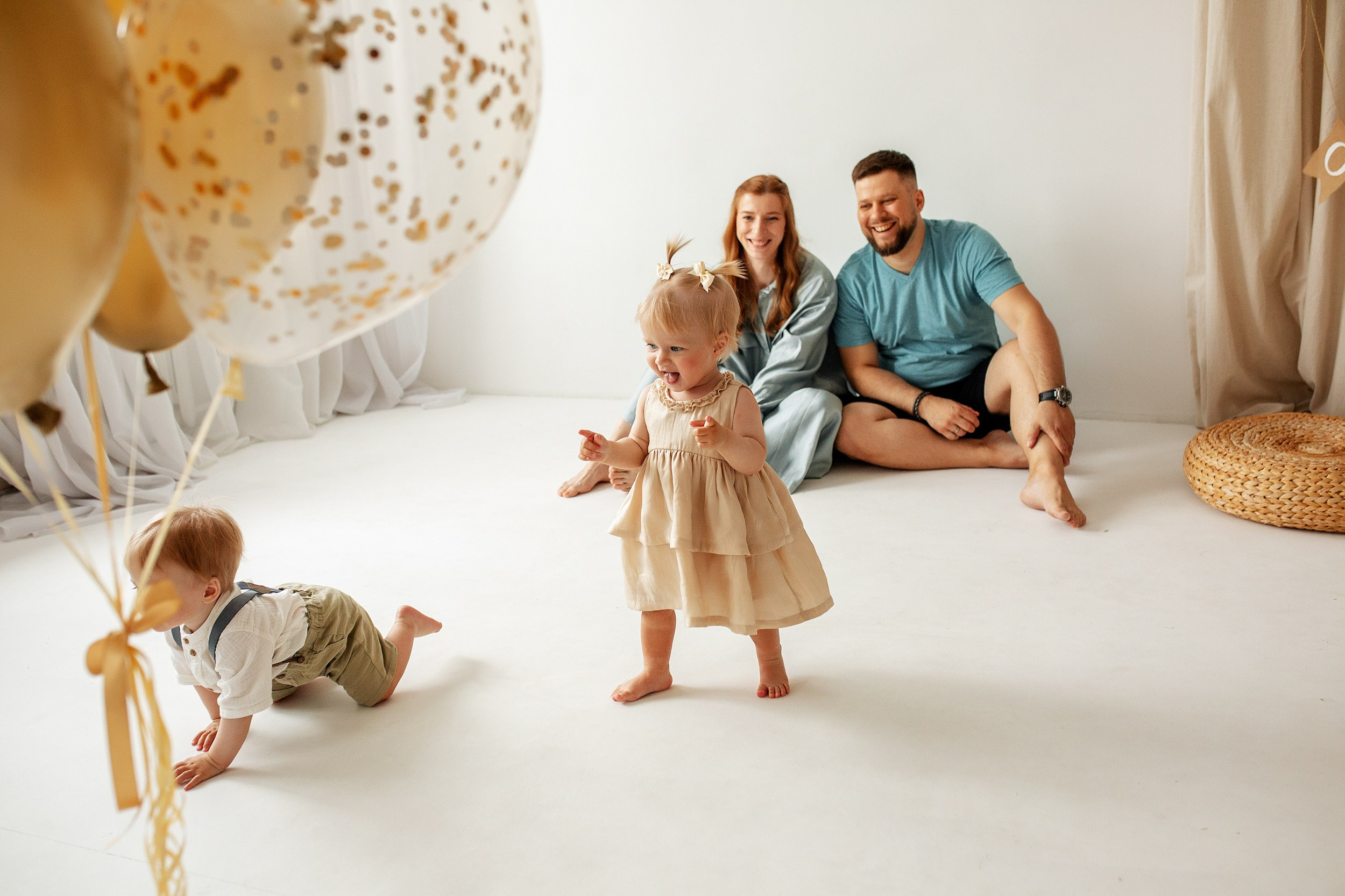 ВАРЯ и ИЛЬЯ 1 год. Фотограф новорожденных Оксана Полевская