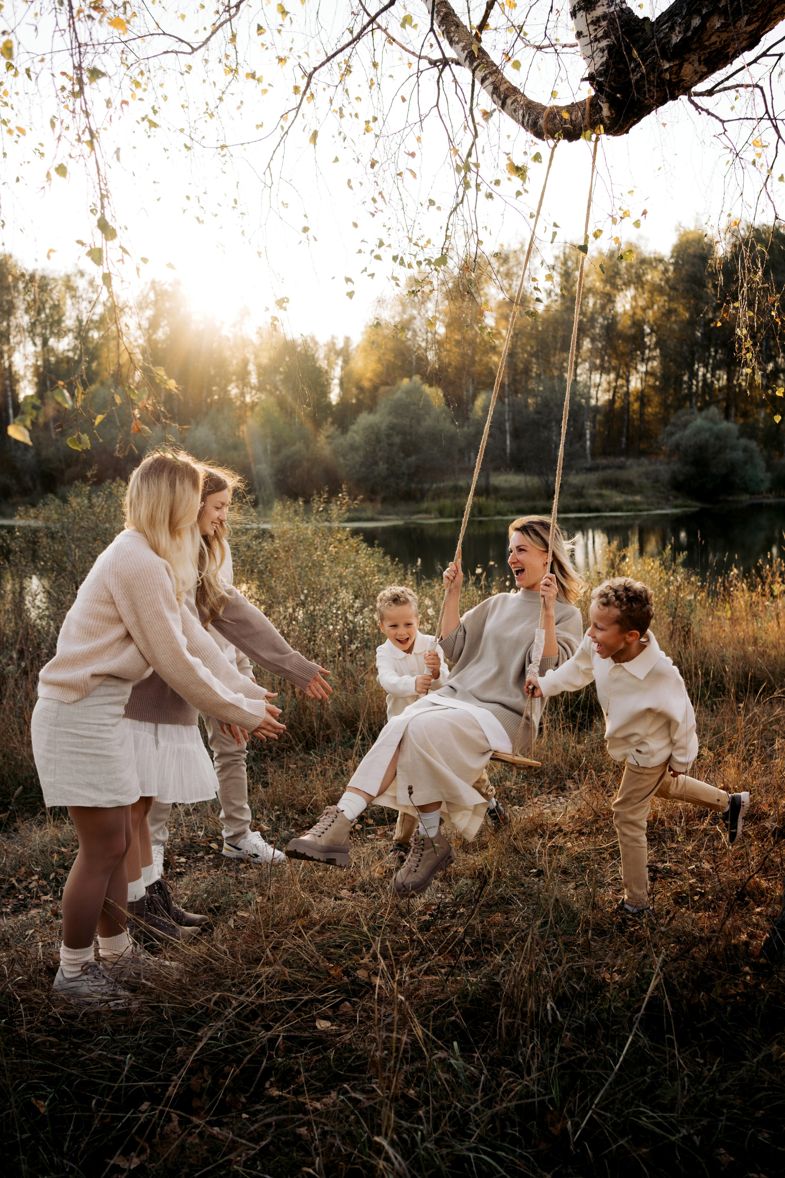 Семейная фотосессия на качелях. Семейный фотограф в Москве и в Домодедово Екатерина Патракова