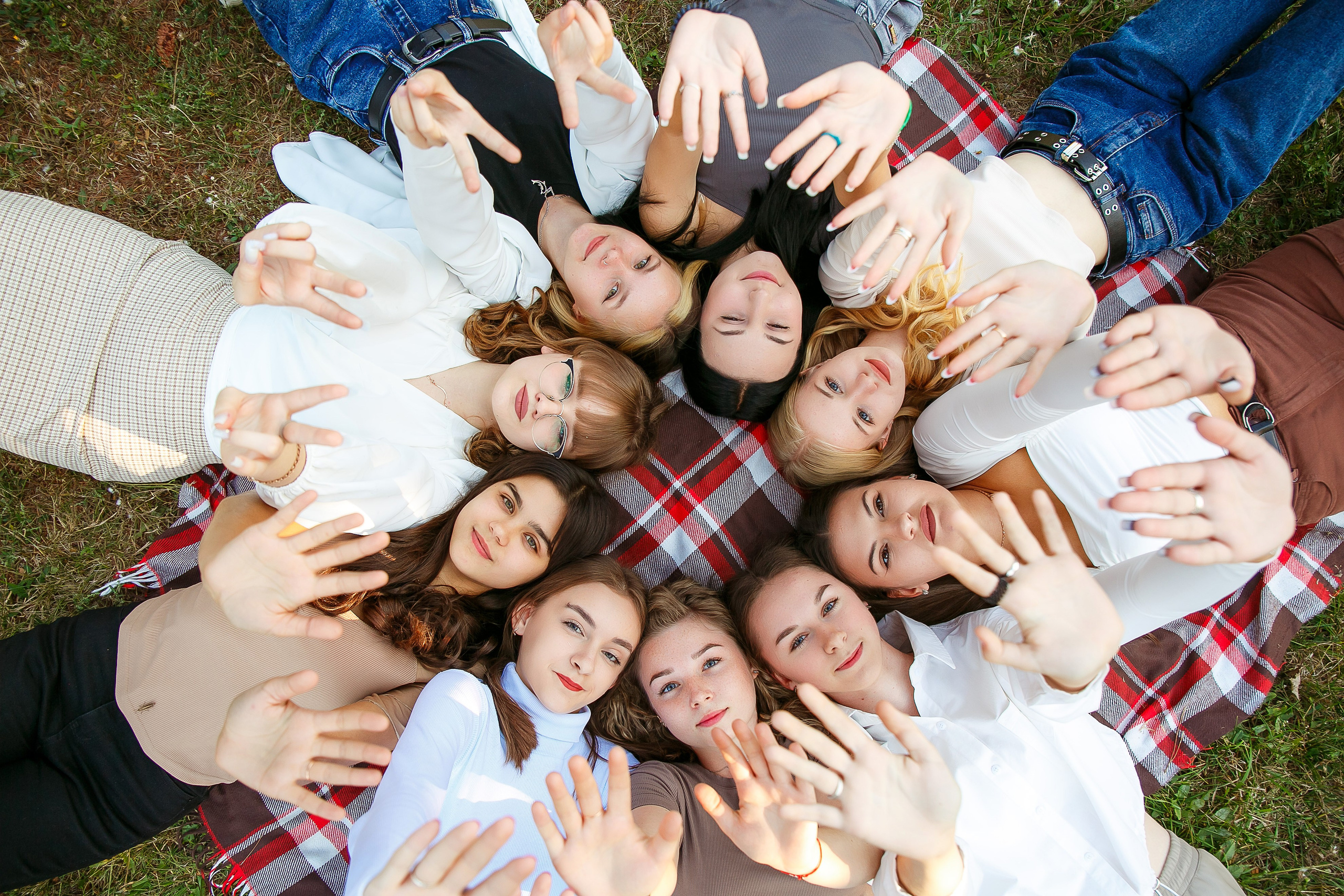 ОСЕННЯЯ ПРОГУЛКА. Выпускные альбомы в Донецке и ДНР. Фотограф Донецк и ДНР
