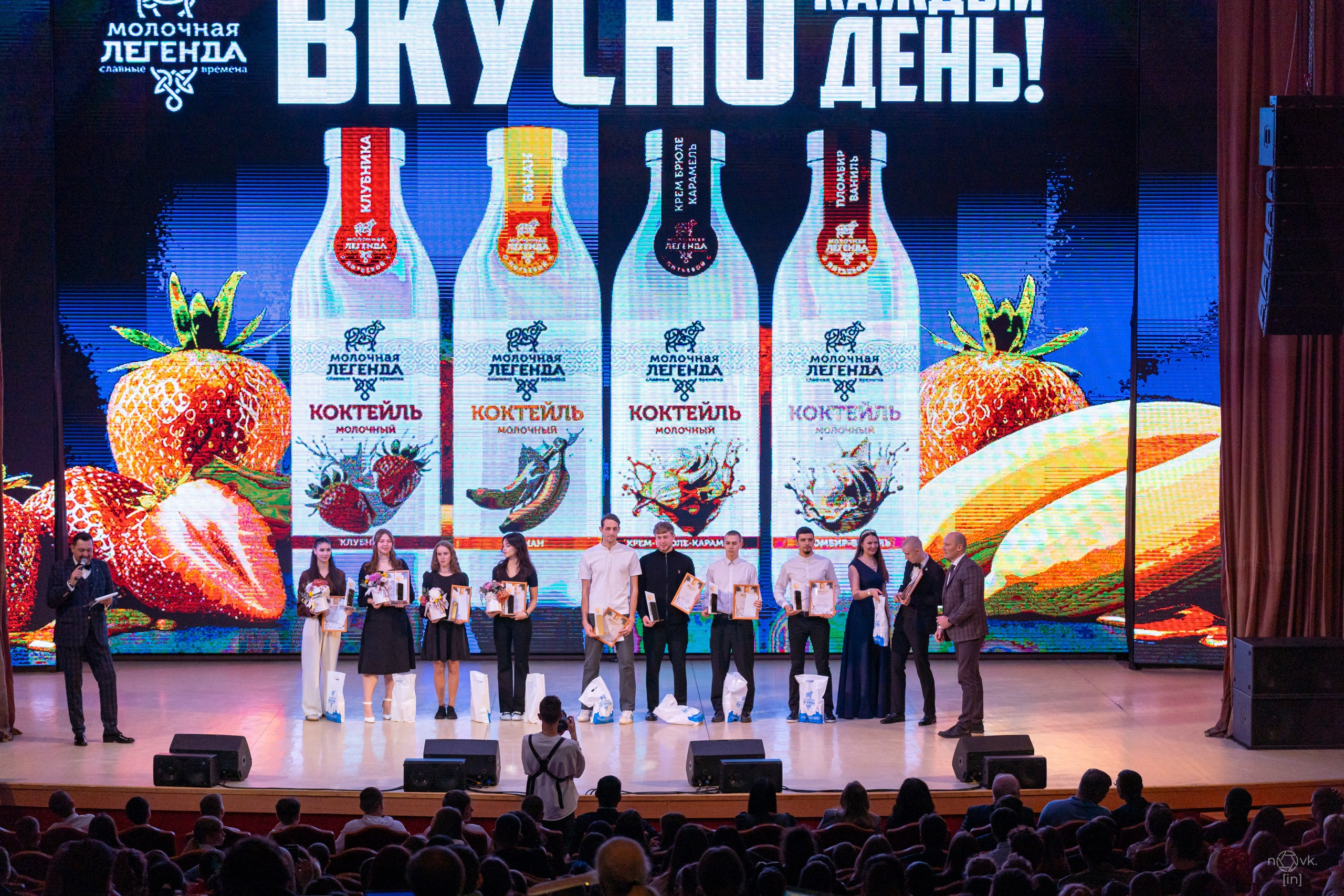 Ёлка. ФОТОГРАФ ИВАН НОВИКОВ | СТАВРОПОЛЬ