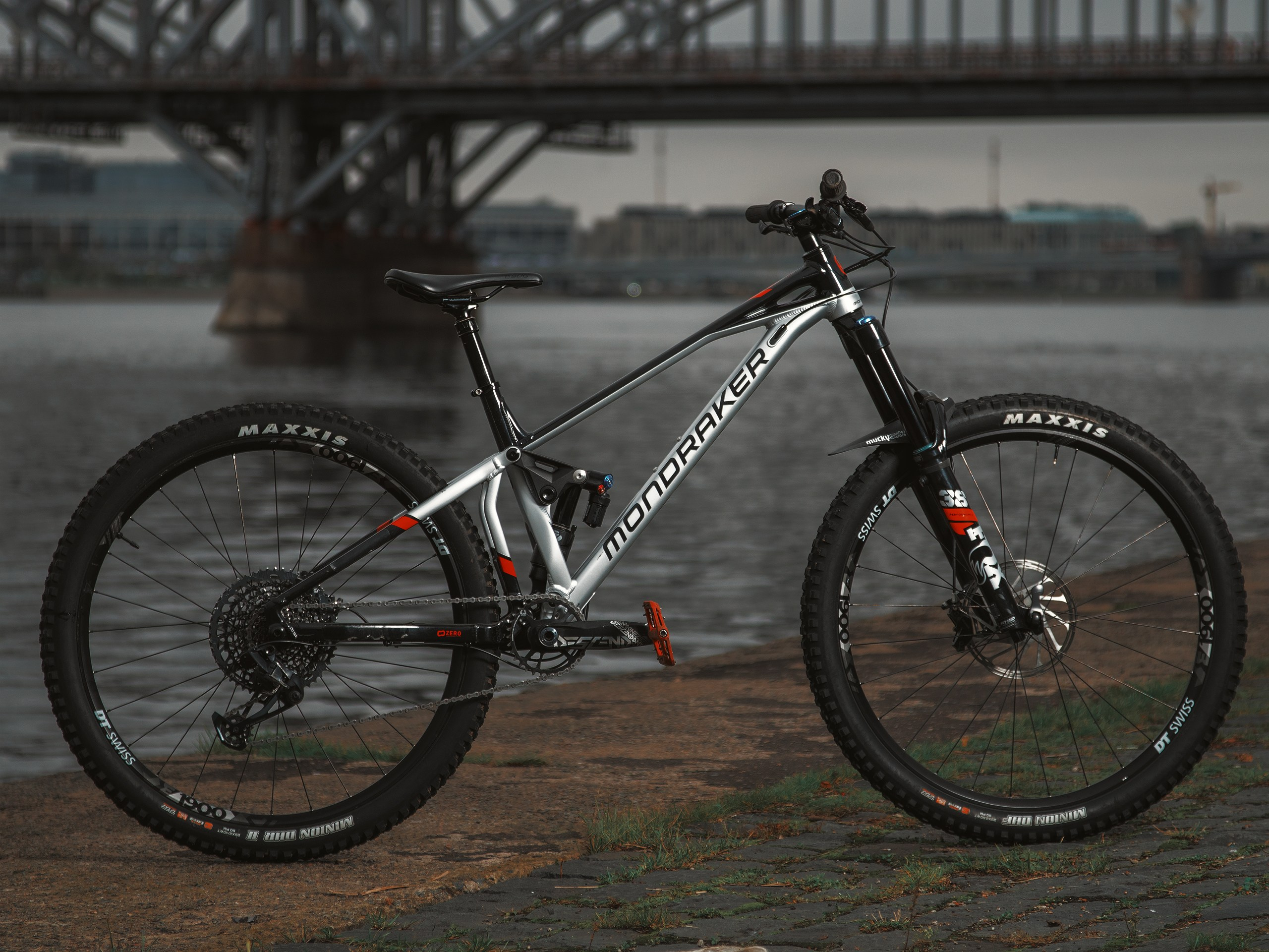 Mondraker. Фотограф анималист Никита Натальный