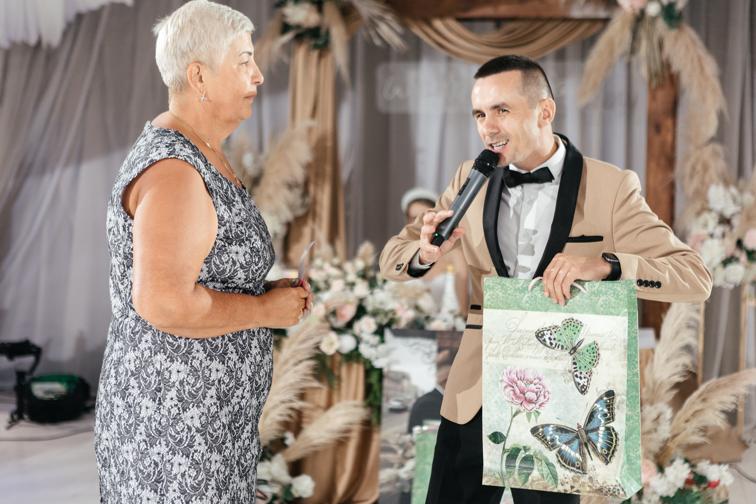 Свадебный фотограф Уфа — Руслан ГабдлисламовЖивые эмоции, красивые кадры, воспоминания на всю жизнь.Работаю по всей Республике Башкортоста. Свадебный фотограф Уфа Руслан Габдлисламов