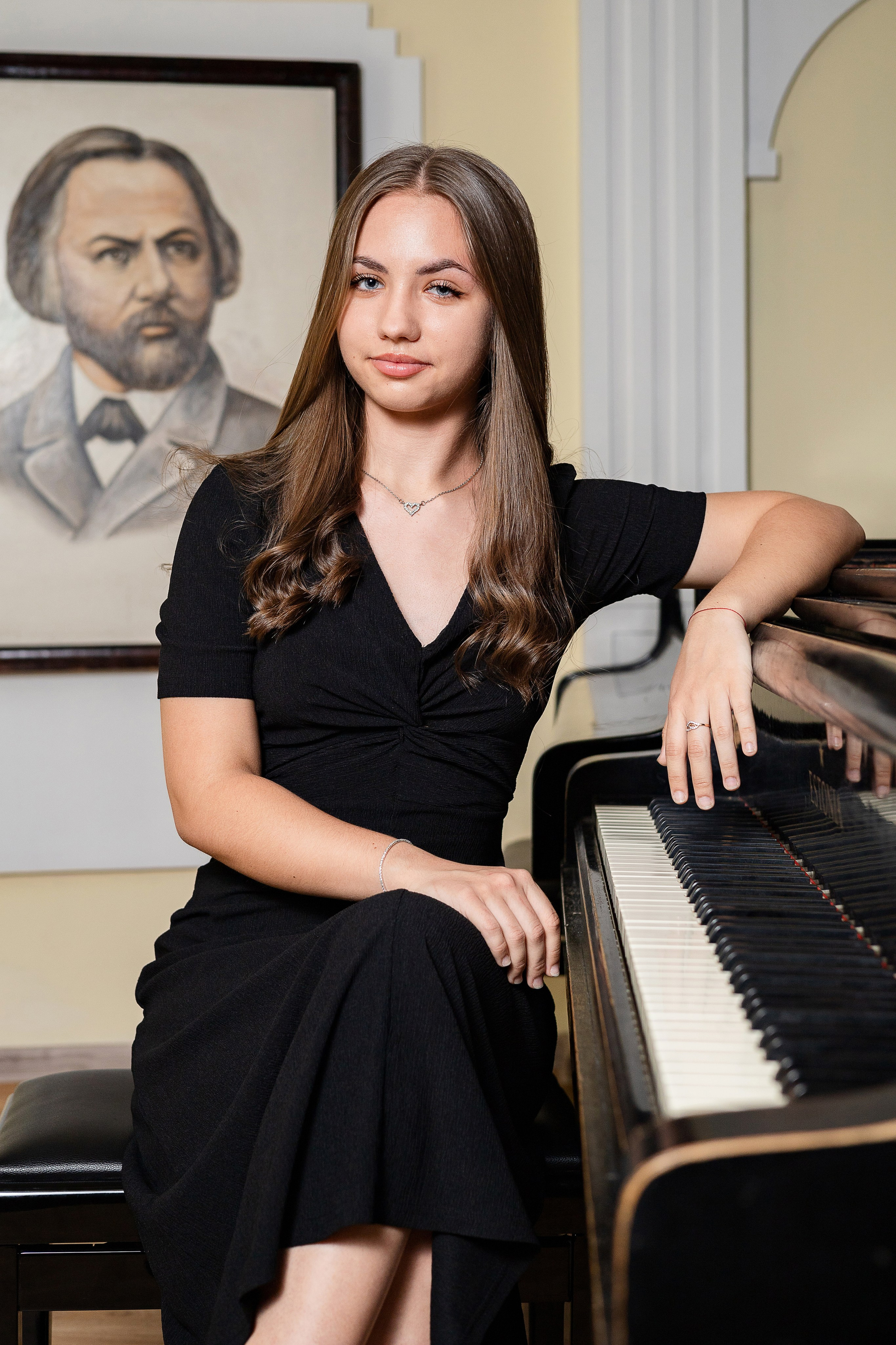 Выпускной альбом для выпускников музыкальной школы в Калининграде. Выпускные альбомы в Калининграде