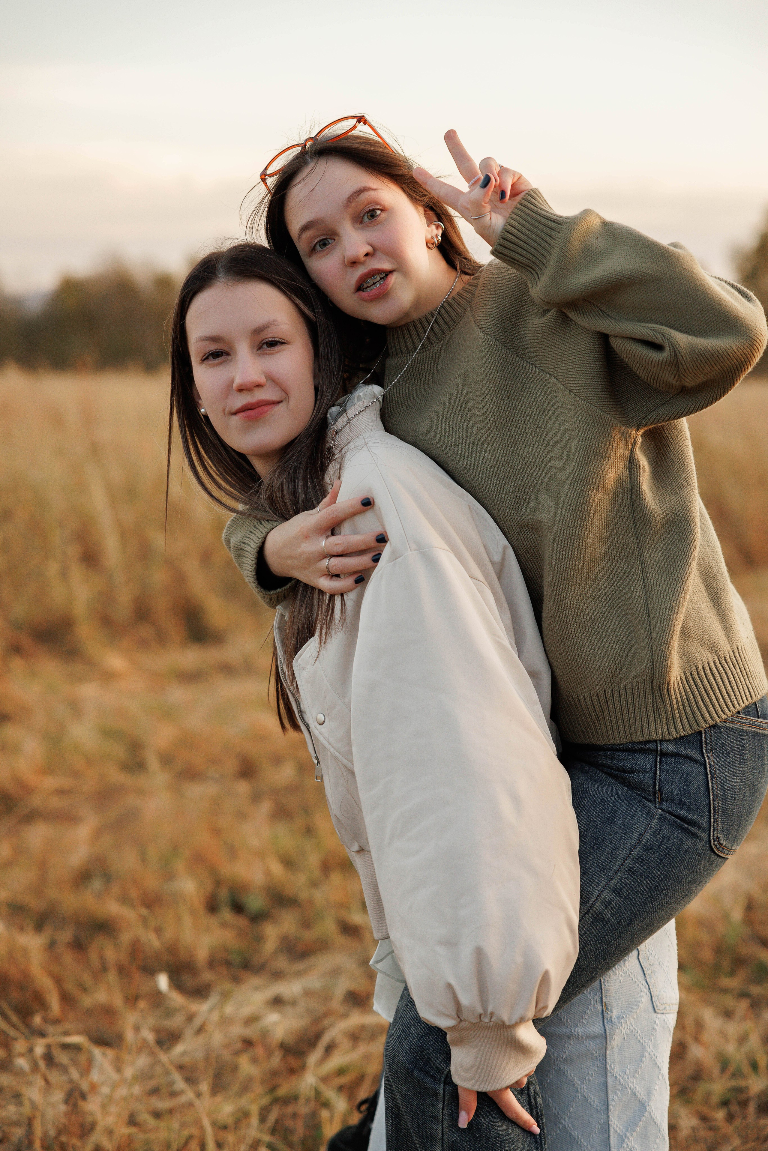 Осень 11 класс (съемка в поле). Photoalbum-vl.ru