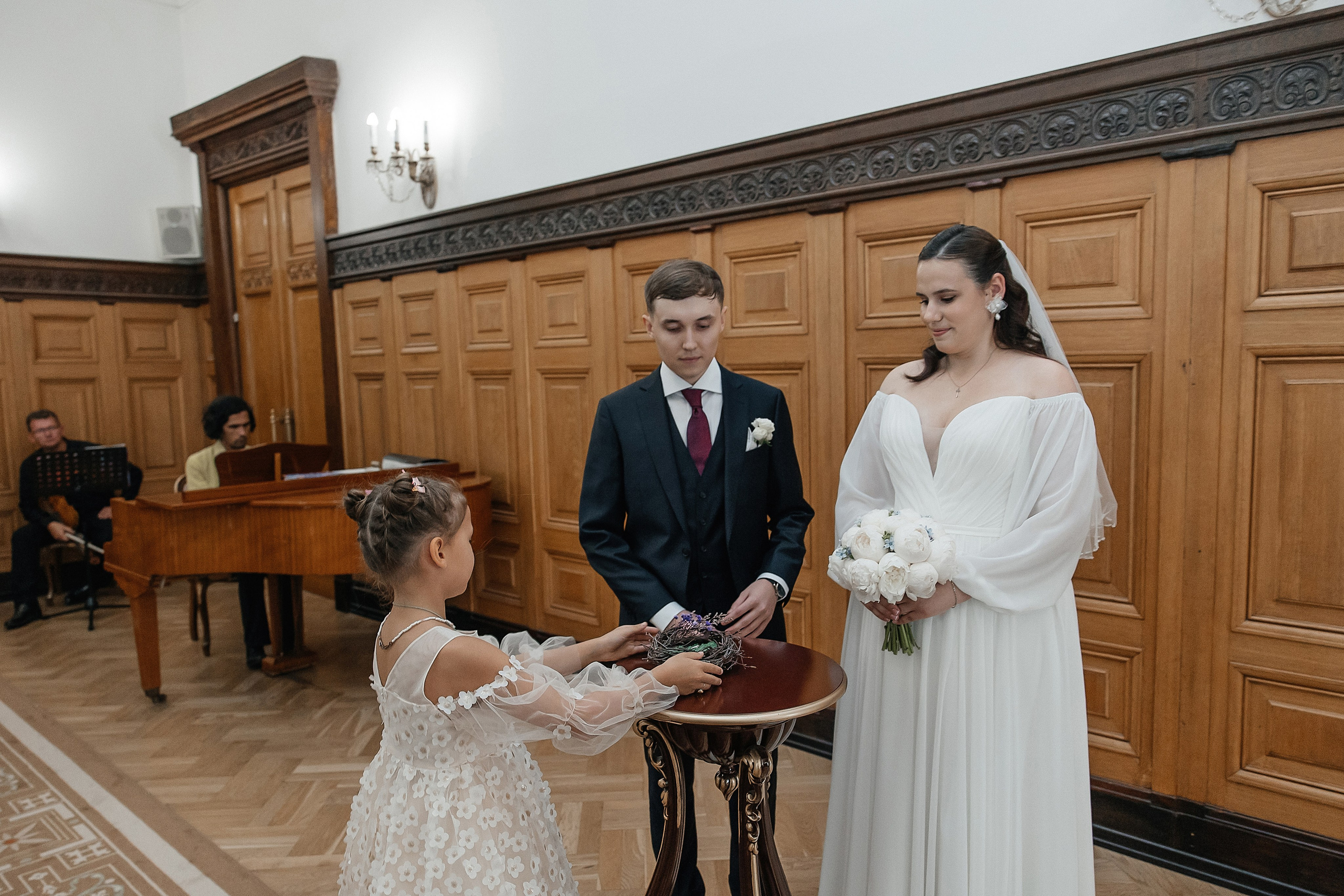 Регистрация брака во Дворце Бракосочетания 1. Свадебный фотограф в Москве Дарья Олендарёва