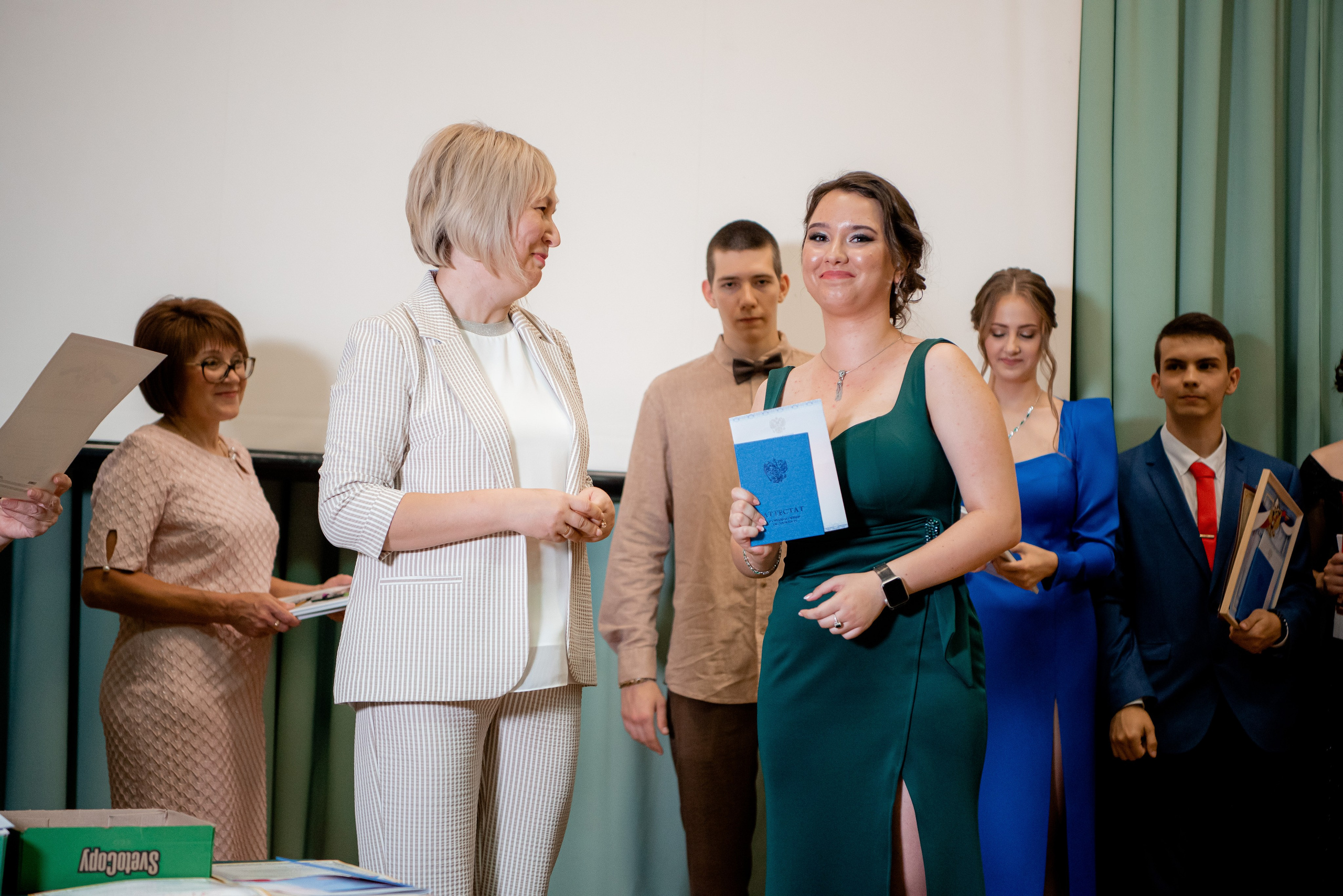 140 Школа. Вручение и Банкет. Сити Холл. Фотограф в Волгограде и Волжском Александр Горбань