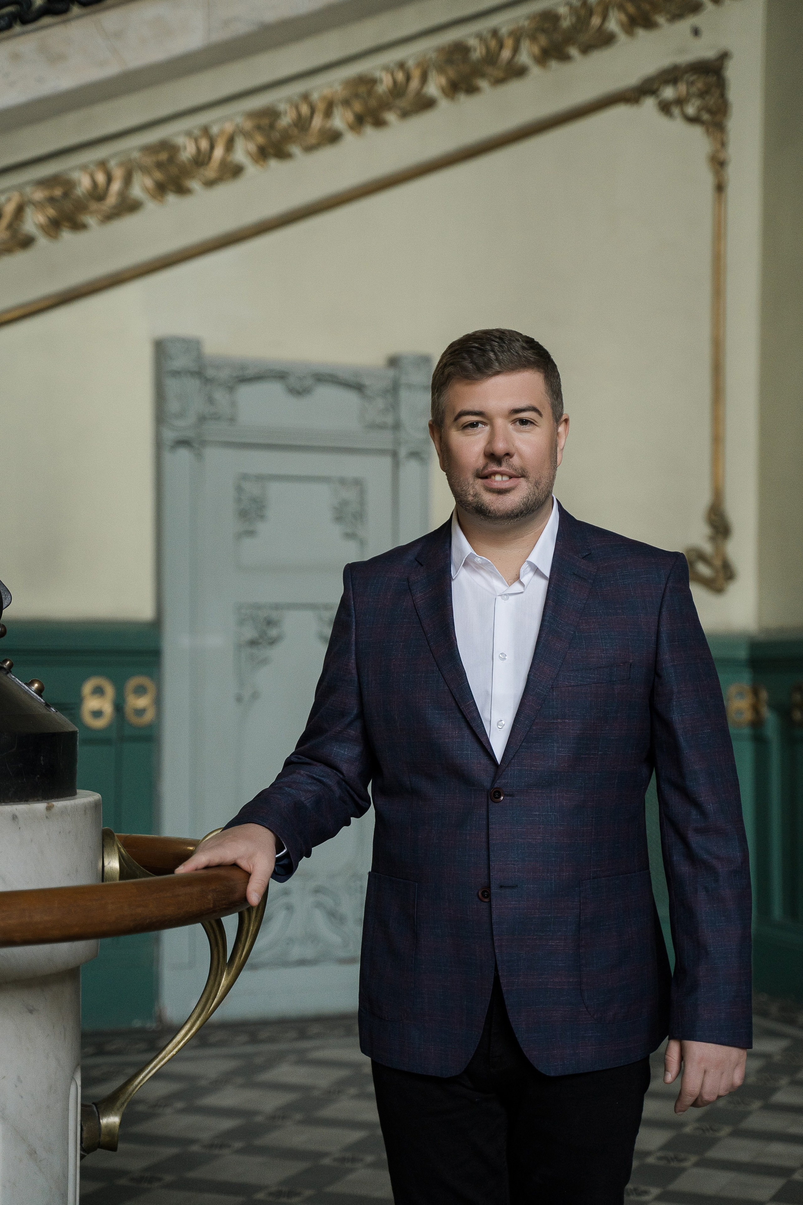 Свадебная фотосессия на Витебском вокзале. Свадебный и семейный фотограф в Пушкине и Санкт-Петербурге Мария Филиппова