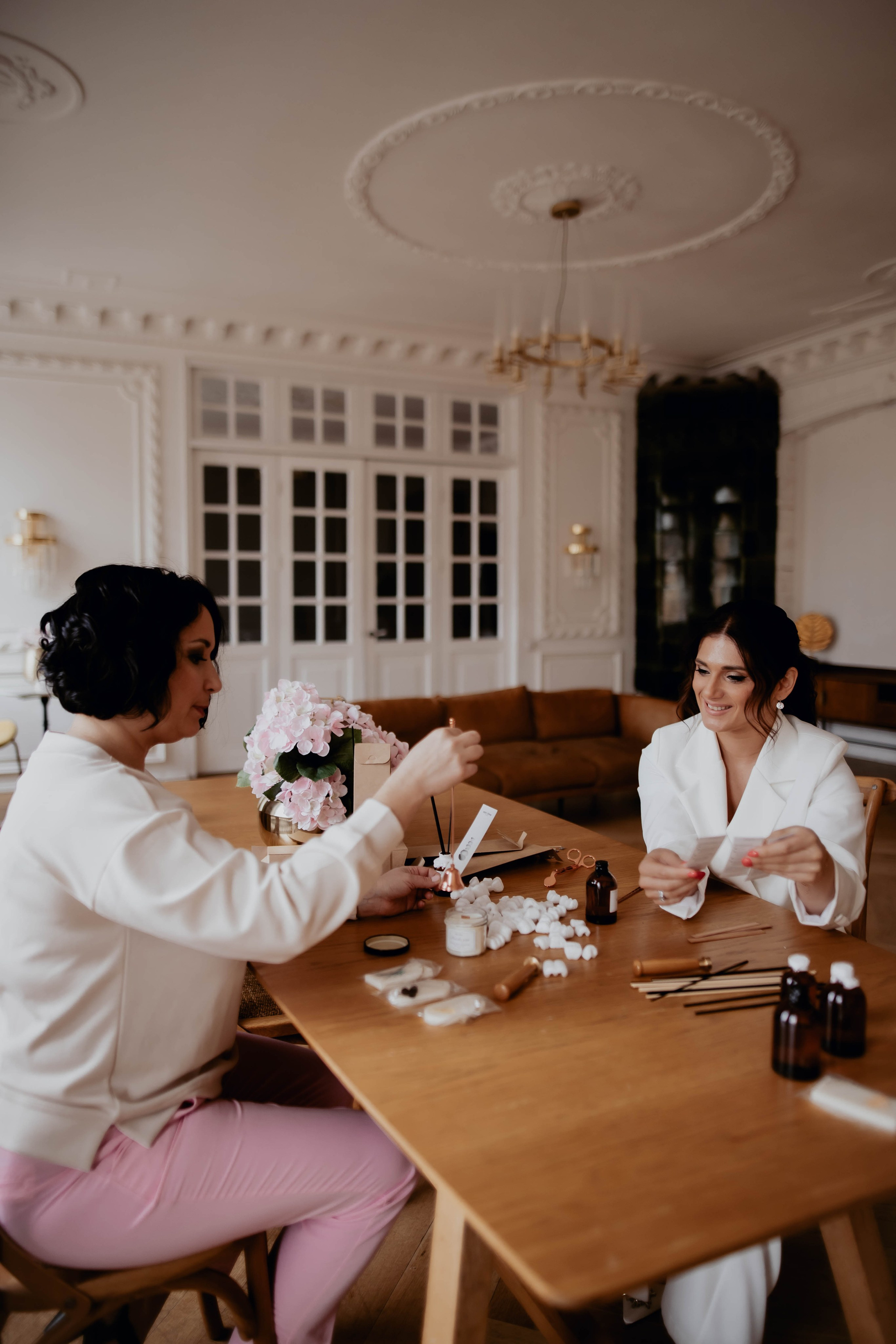 Ирина и Неля: бизнесвумен арома продукции. Фотограф Veronika Potaseva