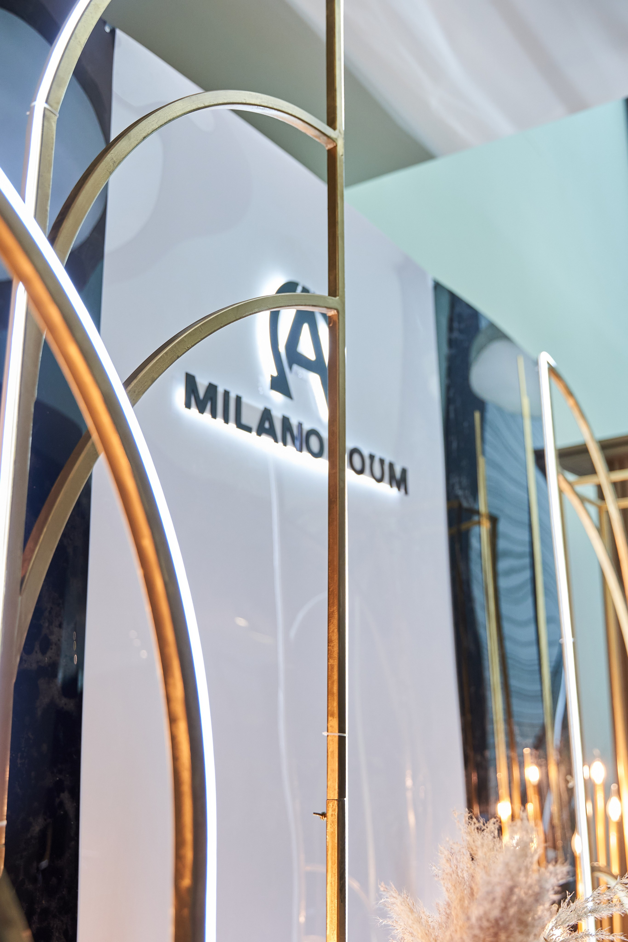 Выставка мебели MilanaHome. Фото и видео съемка в Сочи Адлере Красной поляне