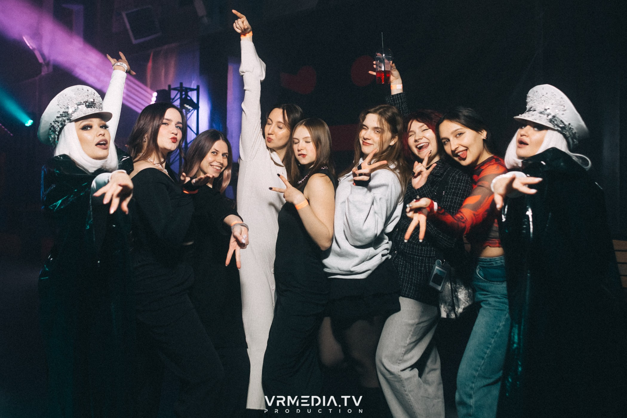 WEEKEND HALL в культурном пространстве «Редакция». Фотограф Кемерово | Сергей