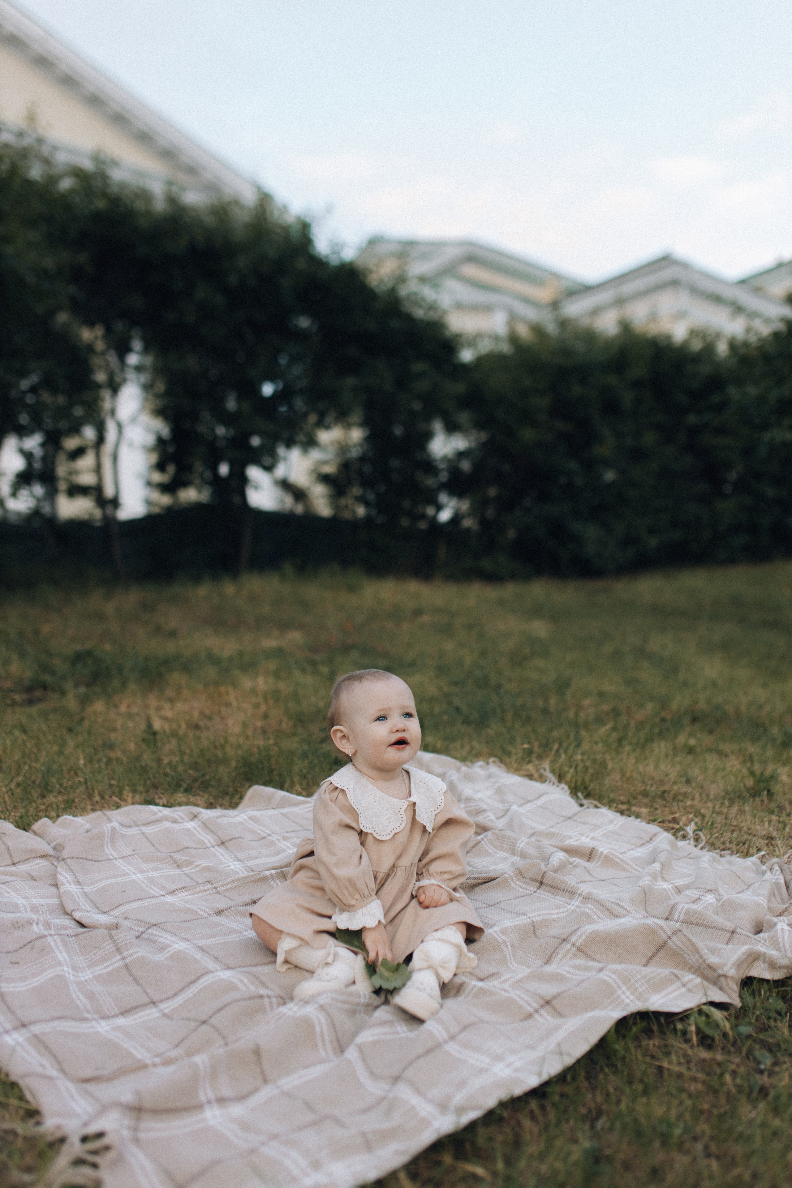 Семейная фотосессия летом в городе. Семейный фотограф Екатеринбург Черепанова Олеся