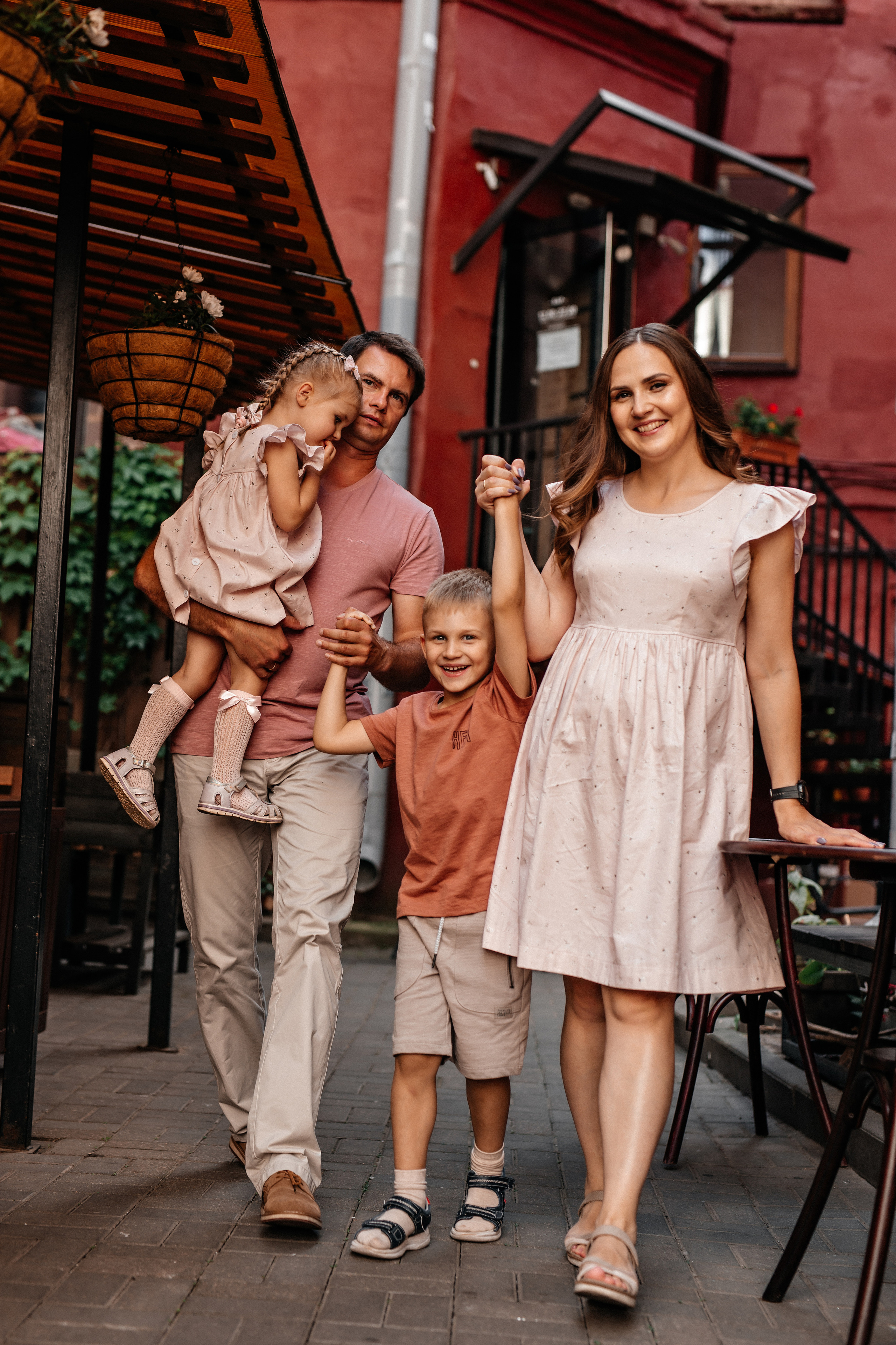 Таня+Саша=Ариадна+Кирилл. Семейный фотограф в Минске Саша Павлюк