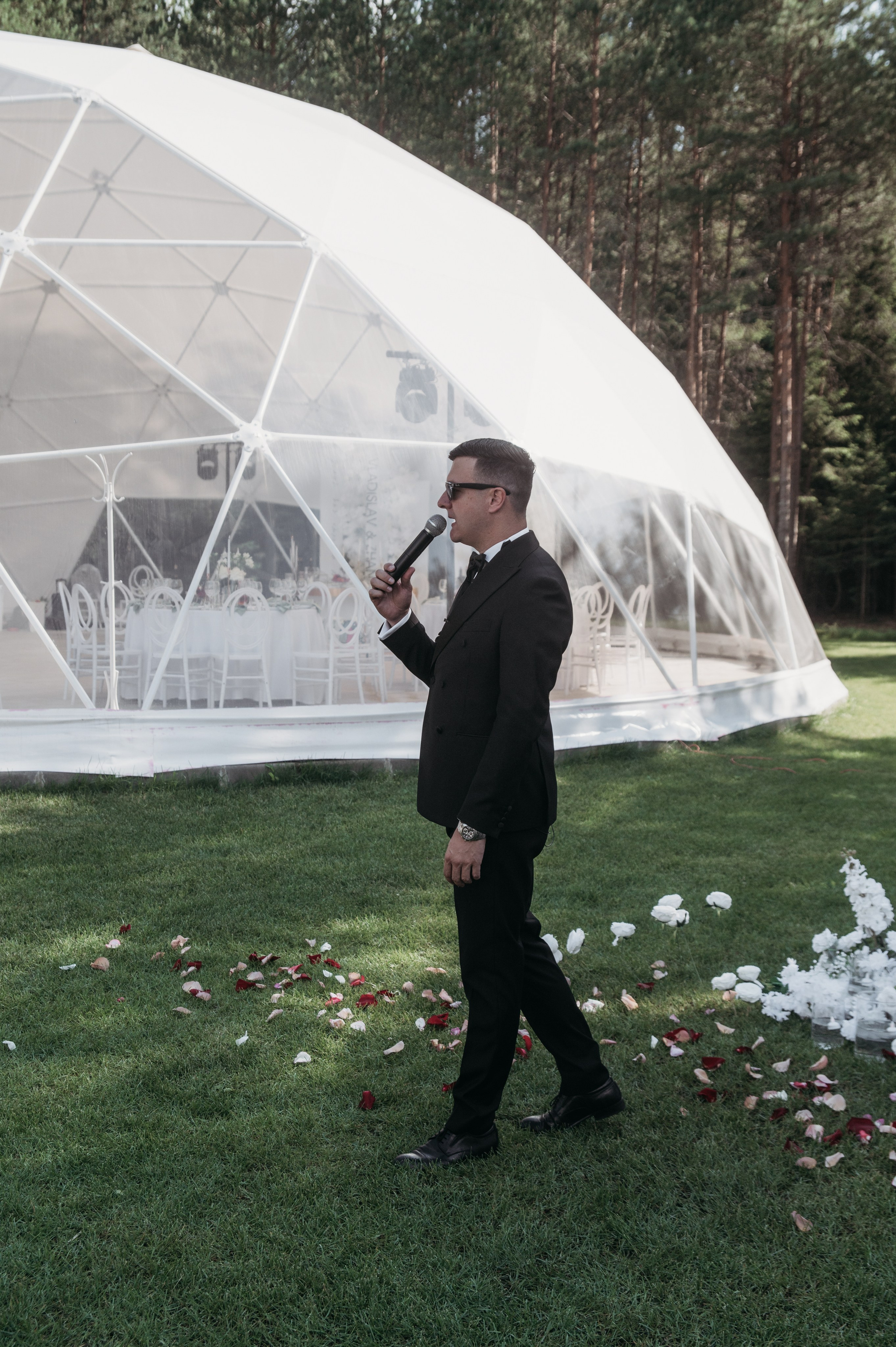 Свадебная фотосессия с утром невесты и красивым свадебным банкетом. Свадебный фотограф в Твери, Москве и Санкт-Петербурге Денисова Екатерина