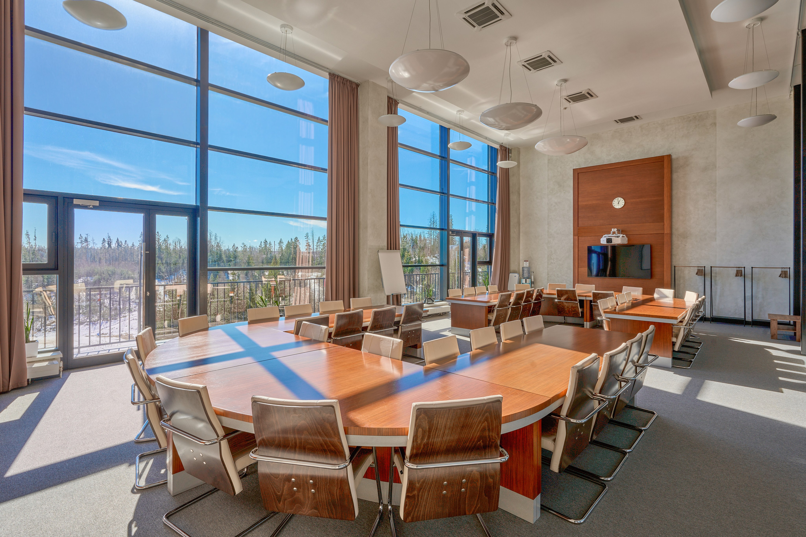 ИГОРА ЛЕДОВЫЙ