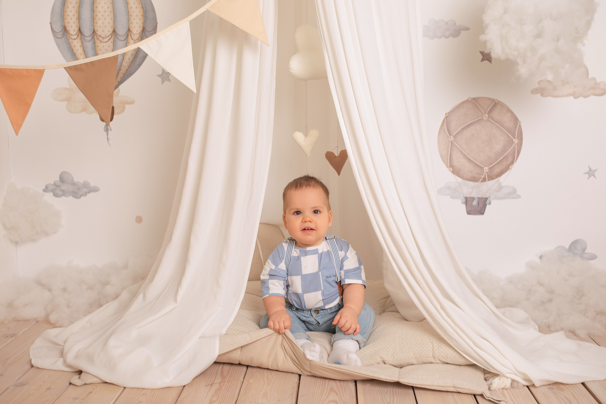 Фотосессия 1 годик в Хабаровске, фотосессия для мальчика 1 год, фотосессия дня рождения, фотосессия годовасия Хабаровск, фотосессия 1 год для девочки на 1 год, фотостудия  на 1 год Хабаровск, фотосессия 1 год дома