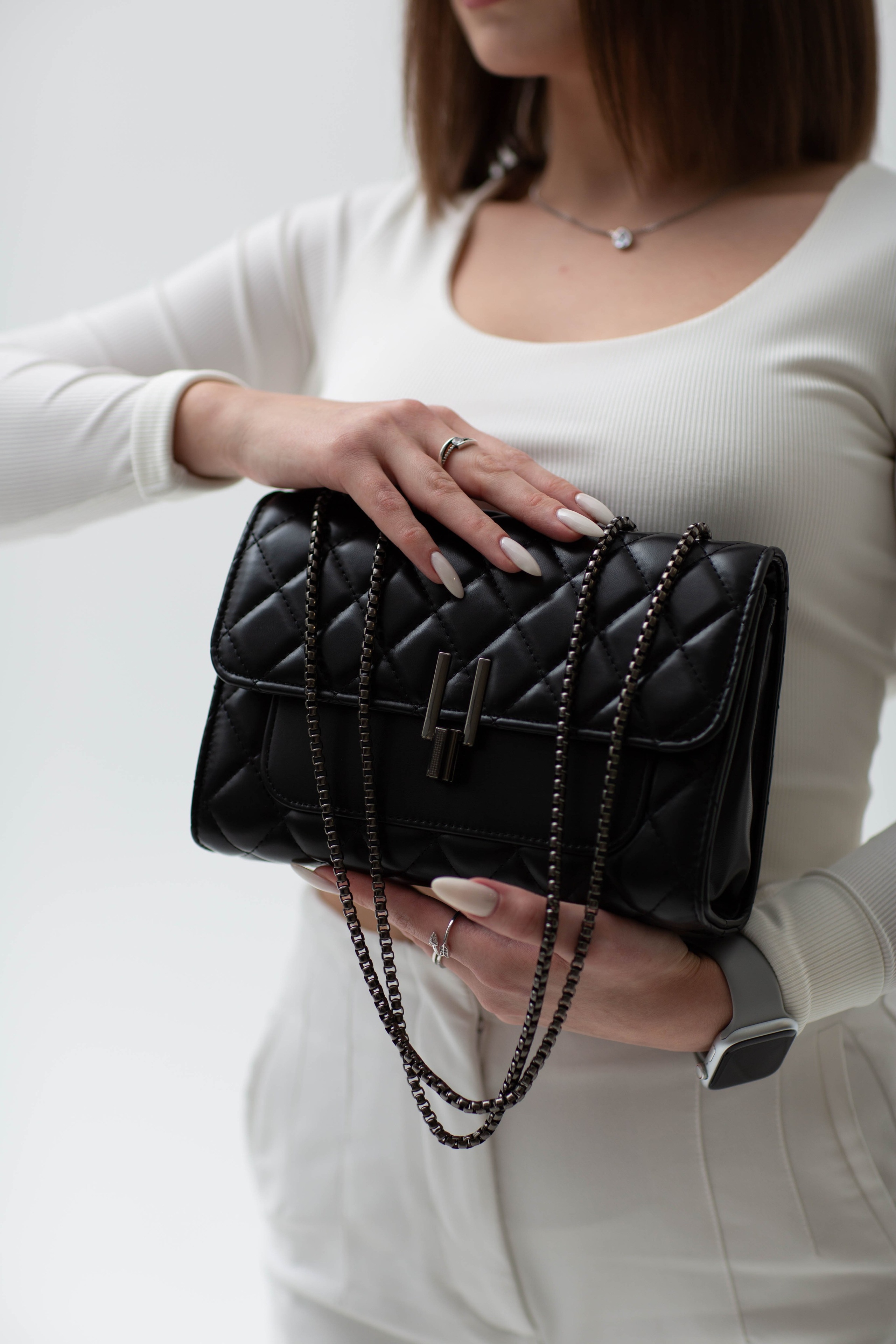 Контент съёмки одежды. Фотограф и видеограф Иркутск, семейная фотосессия, фото для аватарки