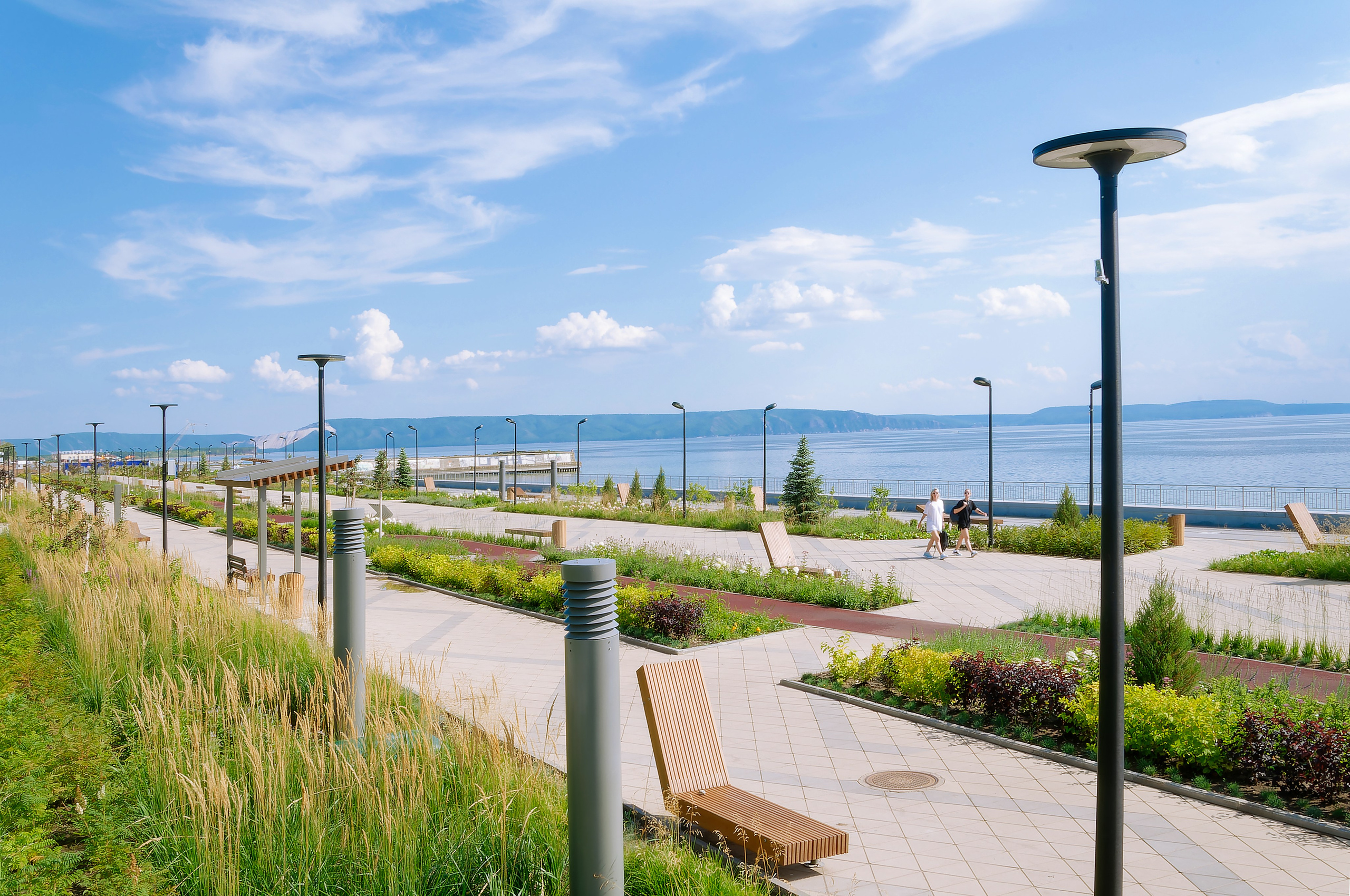 Уличное освещение/набережная. Фотограф Алексей Преображенский