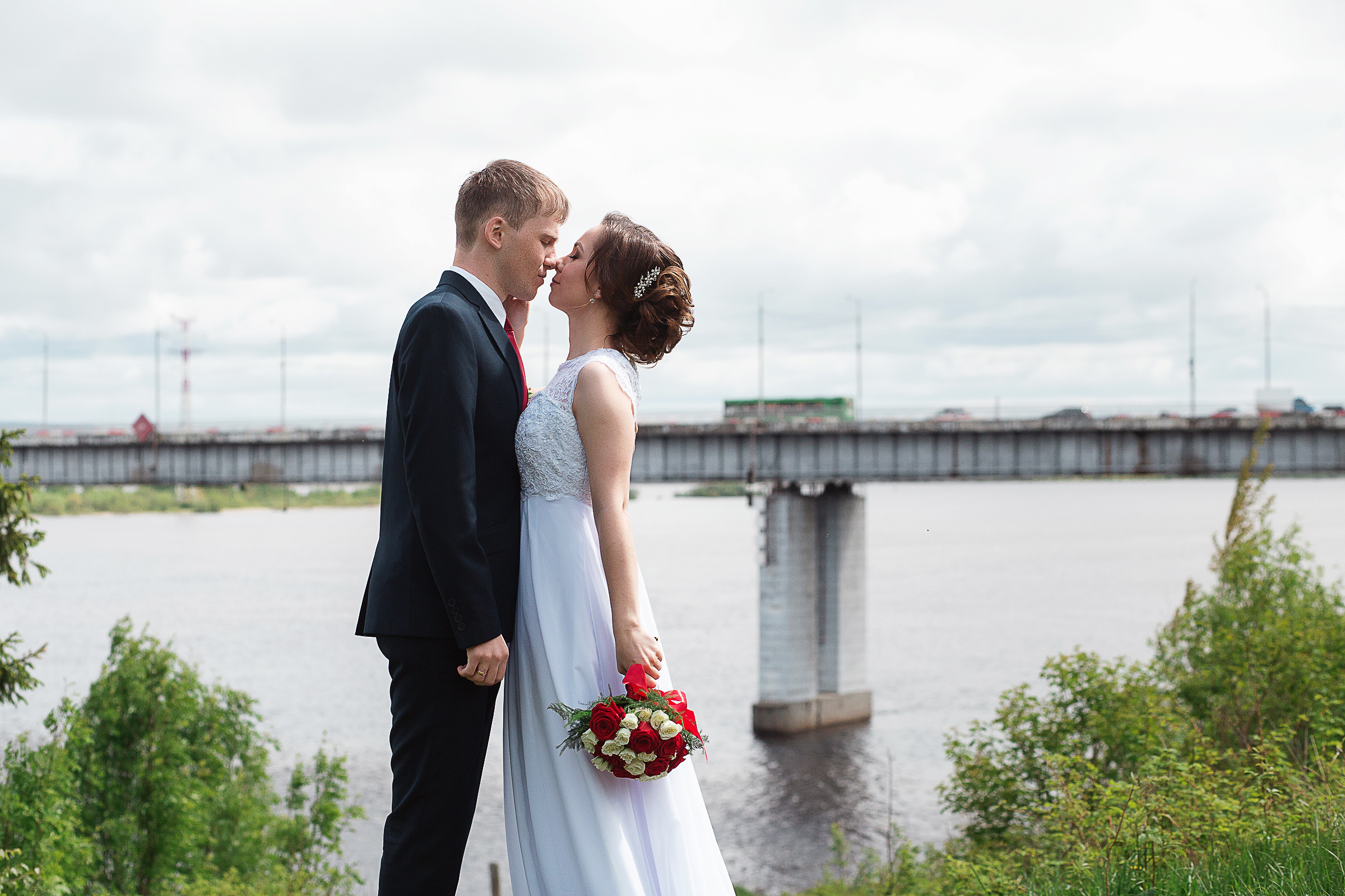 Фото свадьбы молодоженов. Фотосъемка и видеосъемка в Калининграде Liveemotion.pro