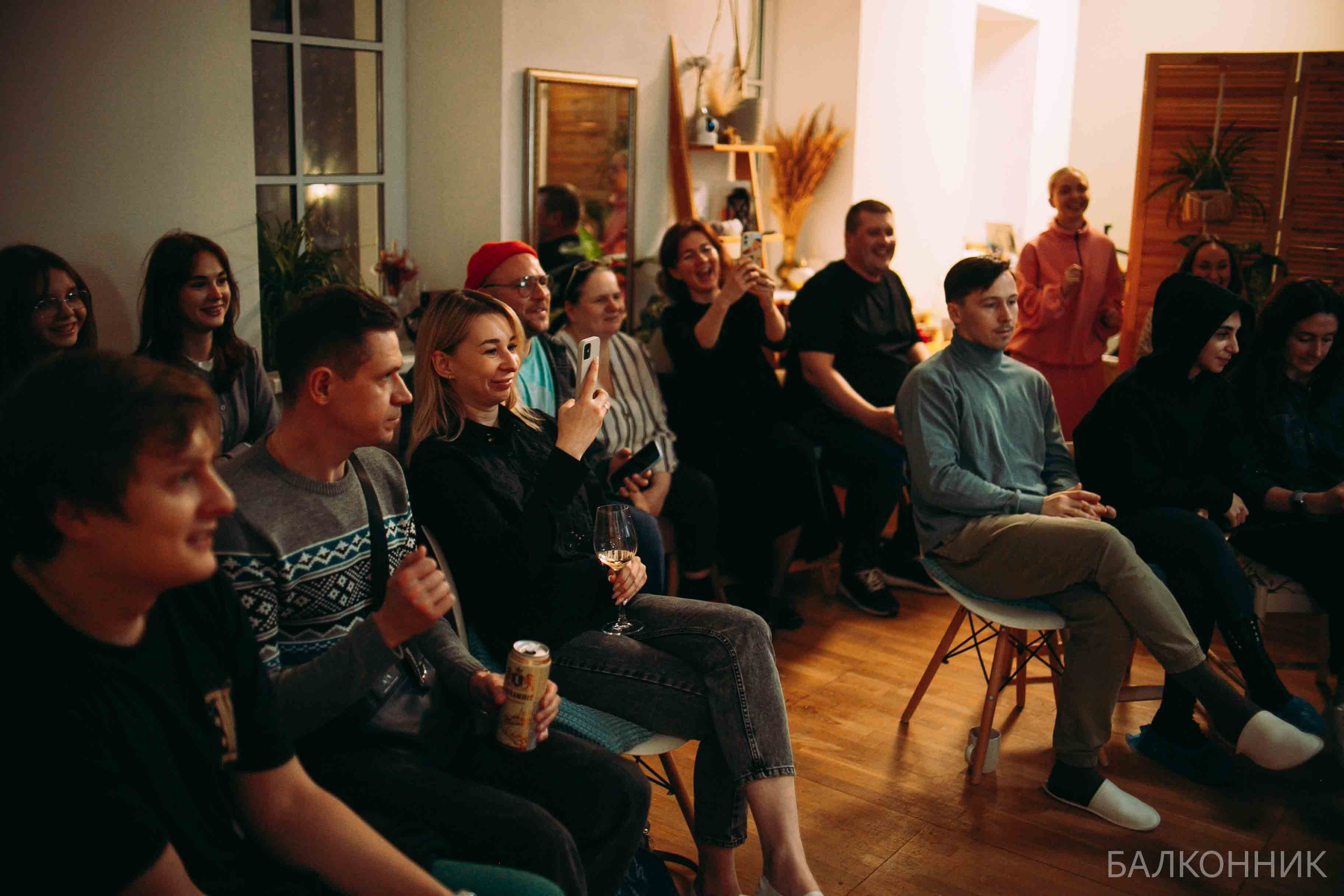 «Балконник». Ваш репортажный фотограф Артемий Антонов