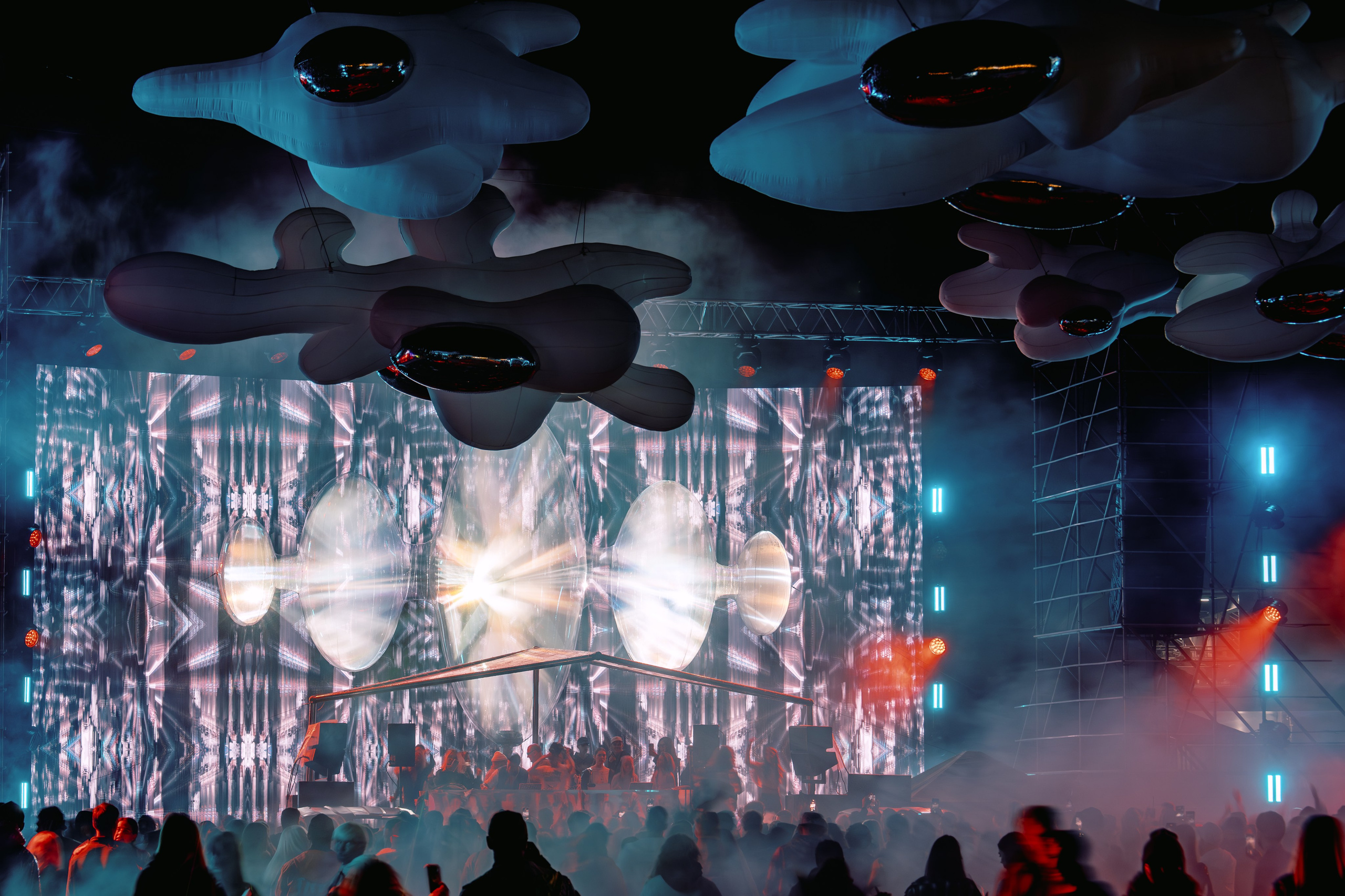 New Star Weekend, SILA SVETA. @tomrus: Рустам Шагиморданов — фотограф