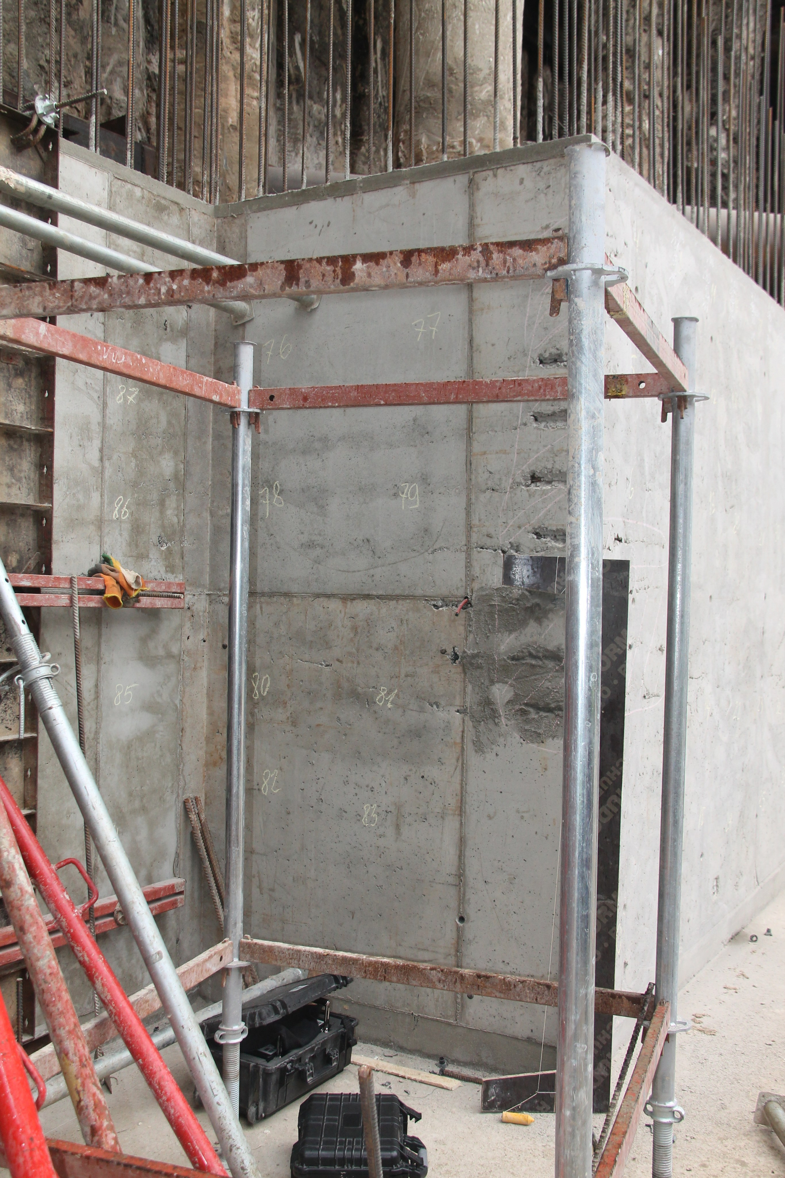 Projects. Ultrasonic Pulse Echo and GPR inspection of concrete and reinforced concrete structures