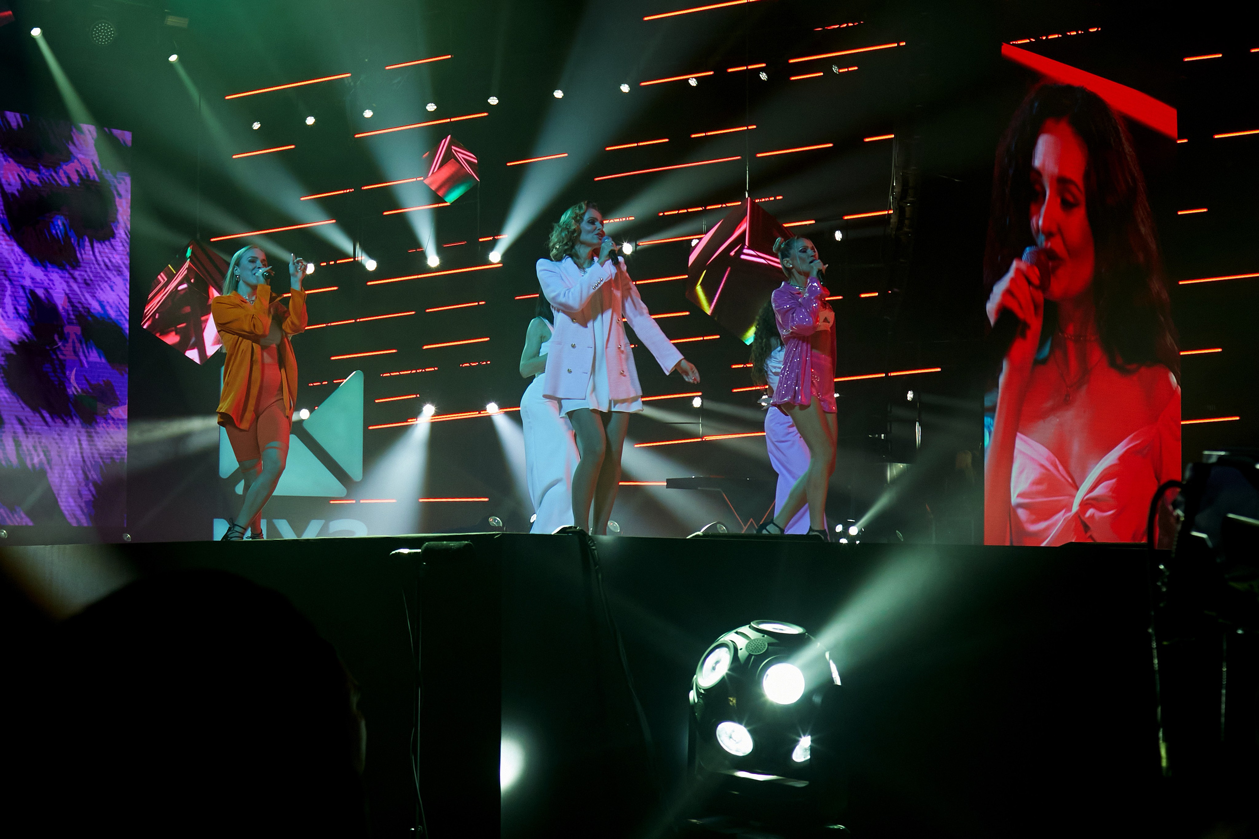 Муз 90-е. Art photographer Nino