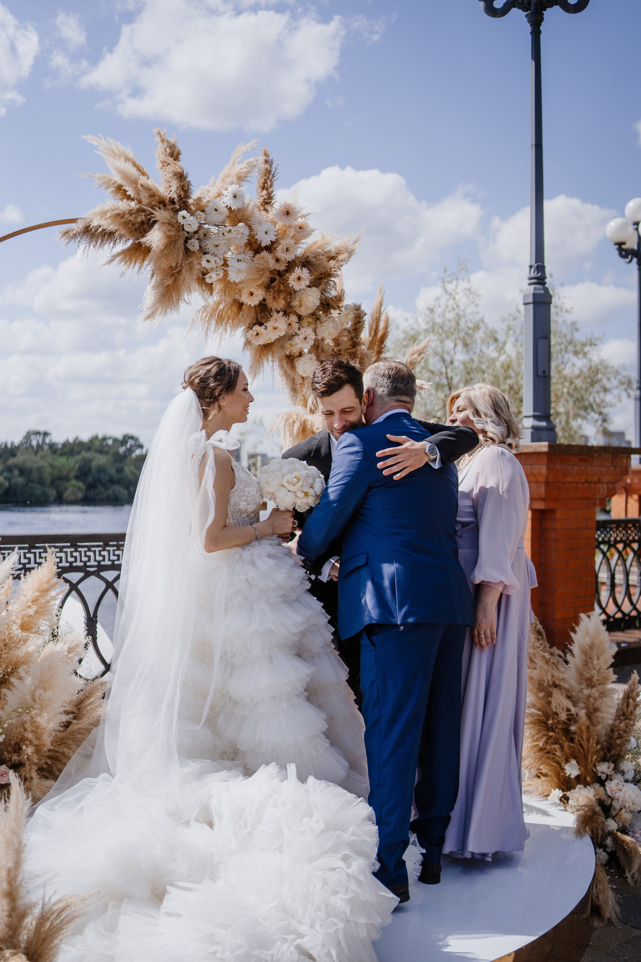 Выездная регистрация свадьбы в ресторане River Club Moscow. Свадебный и семейный фотограф в Москве Светлана Зоткина