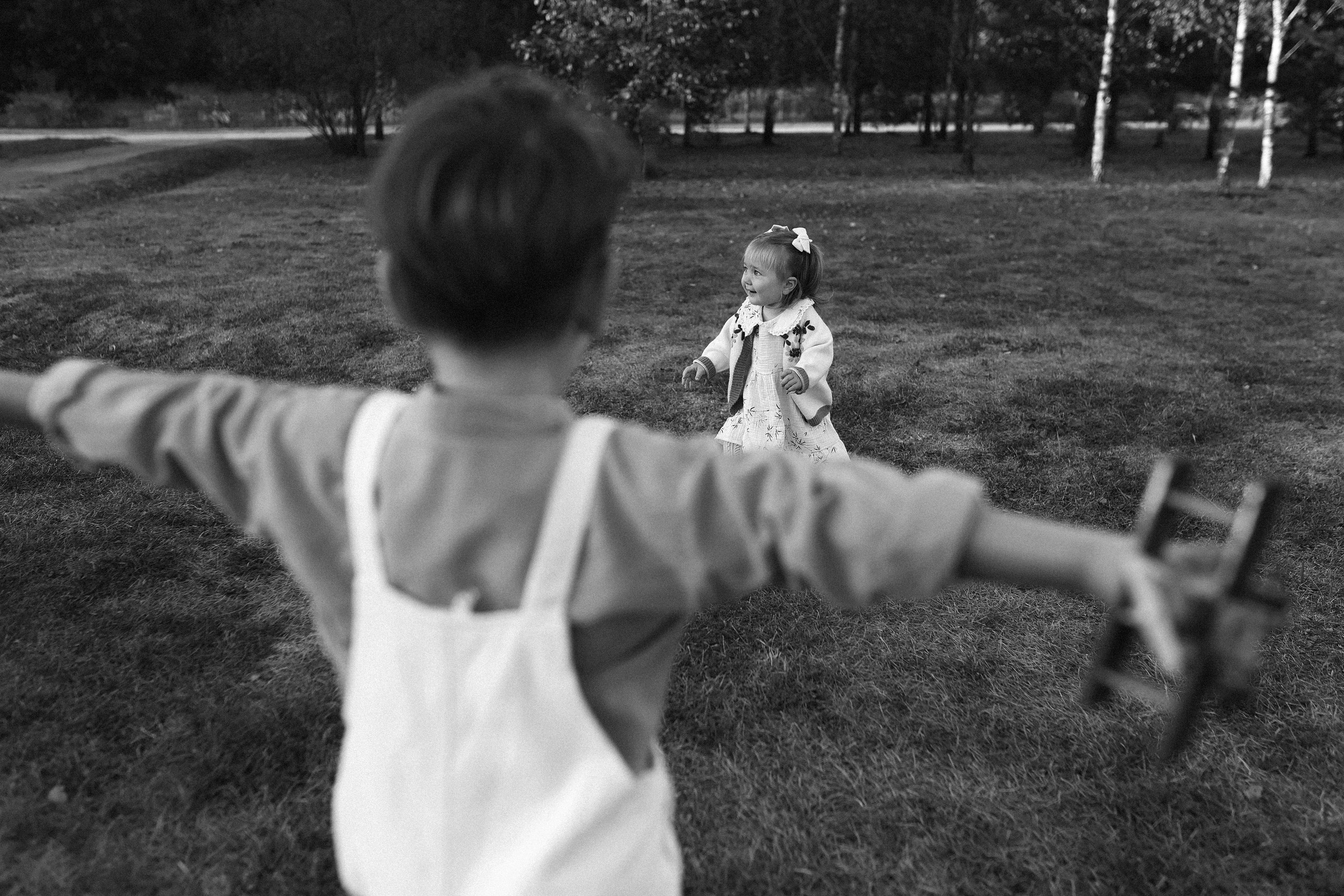 Олег, Анна, Саша и Вика в Мещерском парке. Настя Оленченко, портретный/семейный фотограф на цифру и плёнку Москва