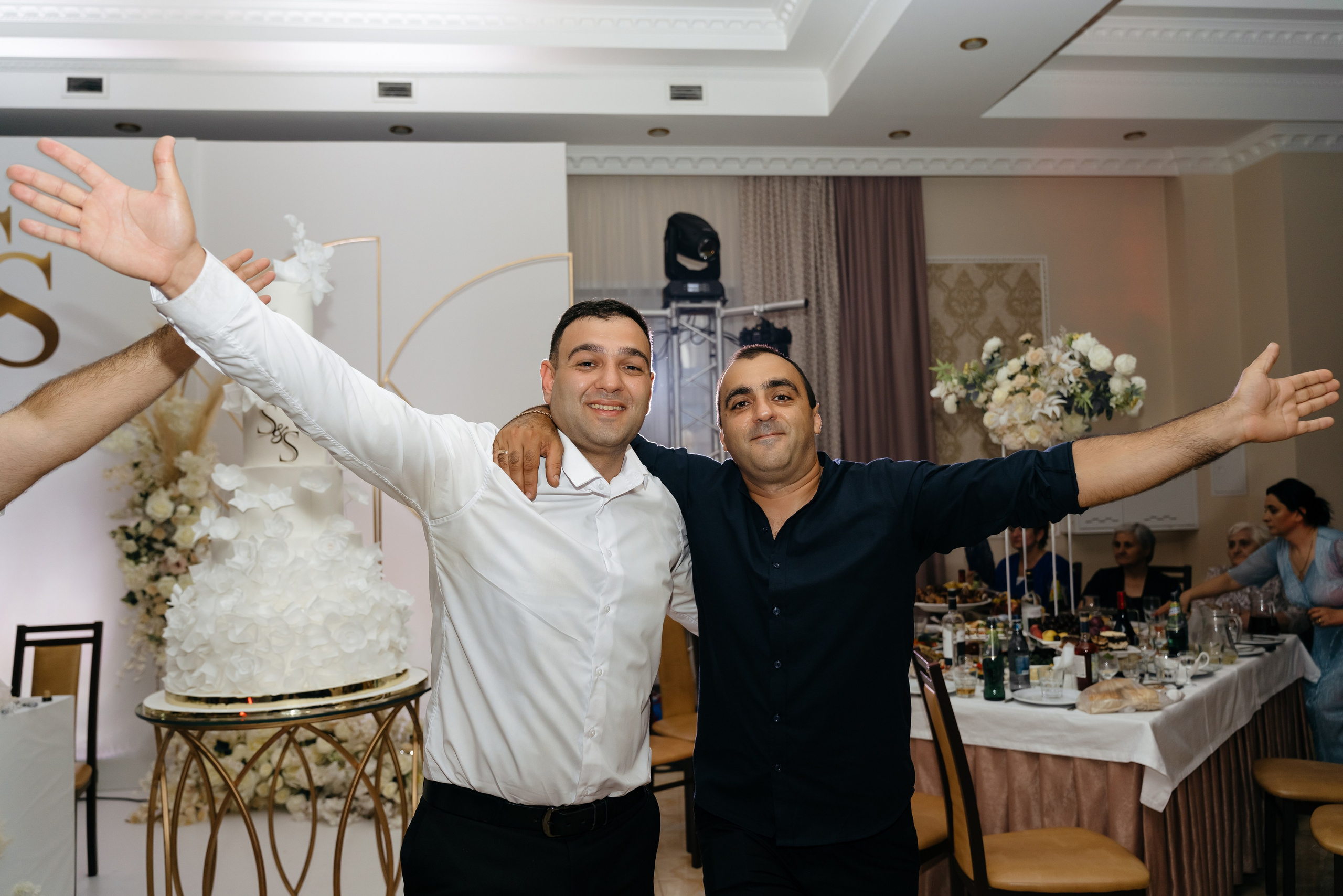 Севак и Сюзанна. Свадебный фотограф Красноярск Вязьминова Мария