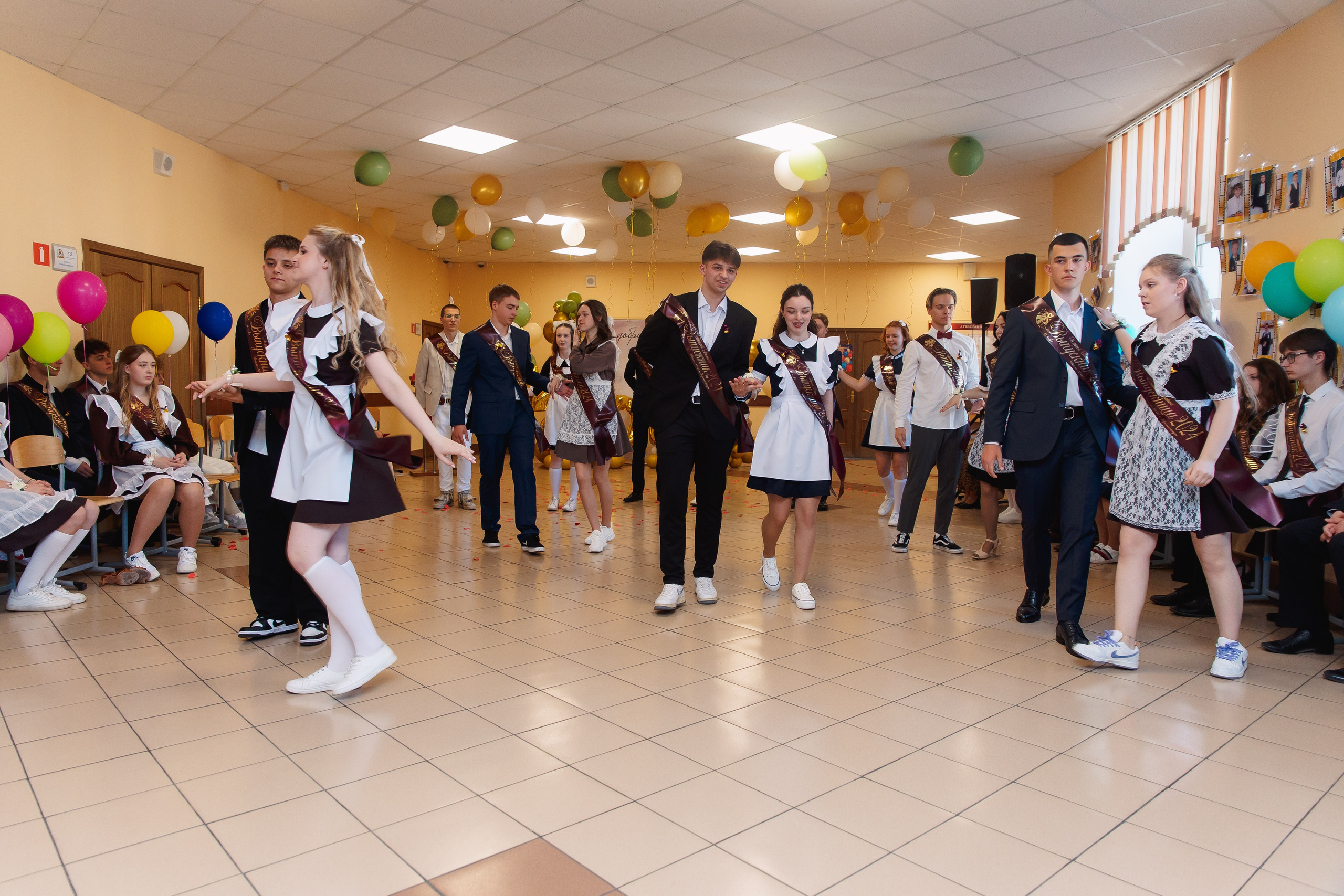 Последний звонок. Фотограф в Кронштадте и Санкт-Петербурге Анастасия Коваленко