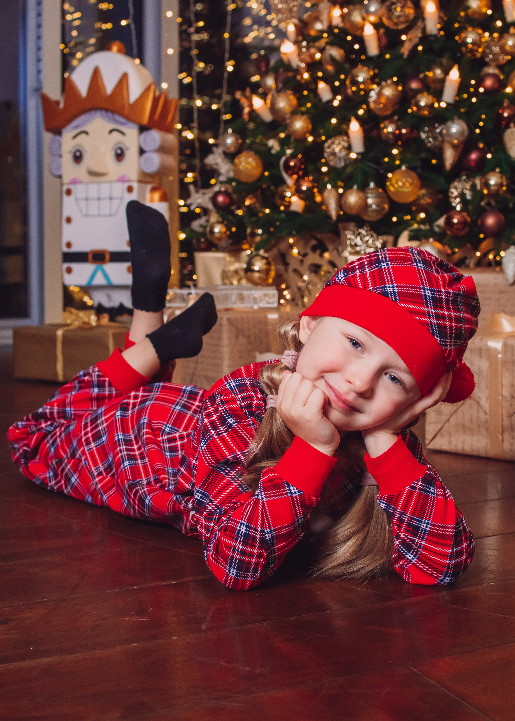 Новогодняя съемка в студии Алеси Марии. Агенство фотографов под любой запрос. Москва