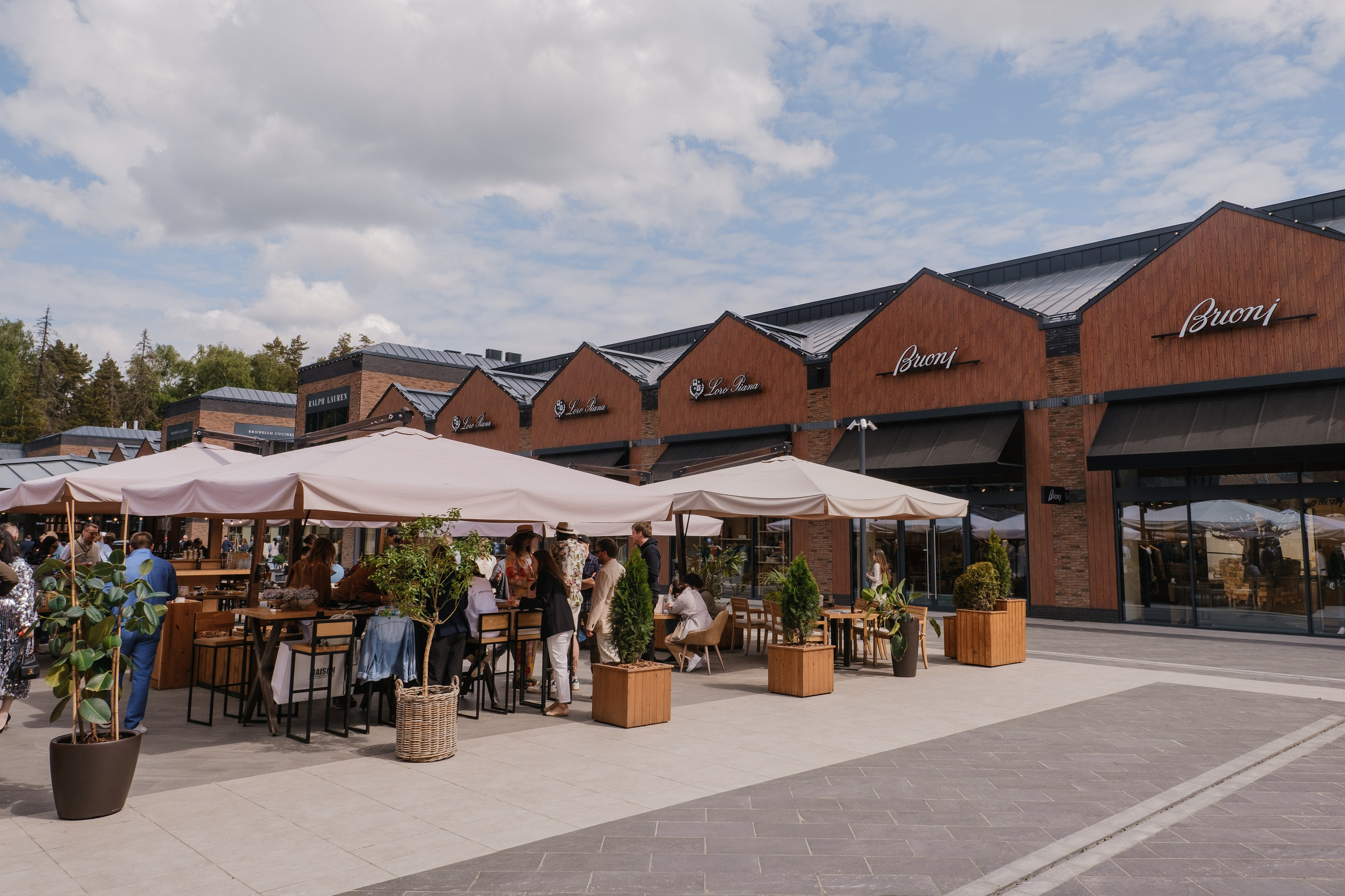 Ралли Архангельское Аутлет. Свадебные фотосессии в Москве. Фотограф Сергей Ржевский