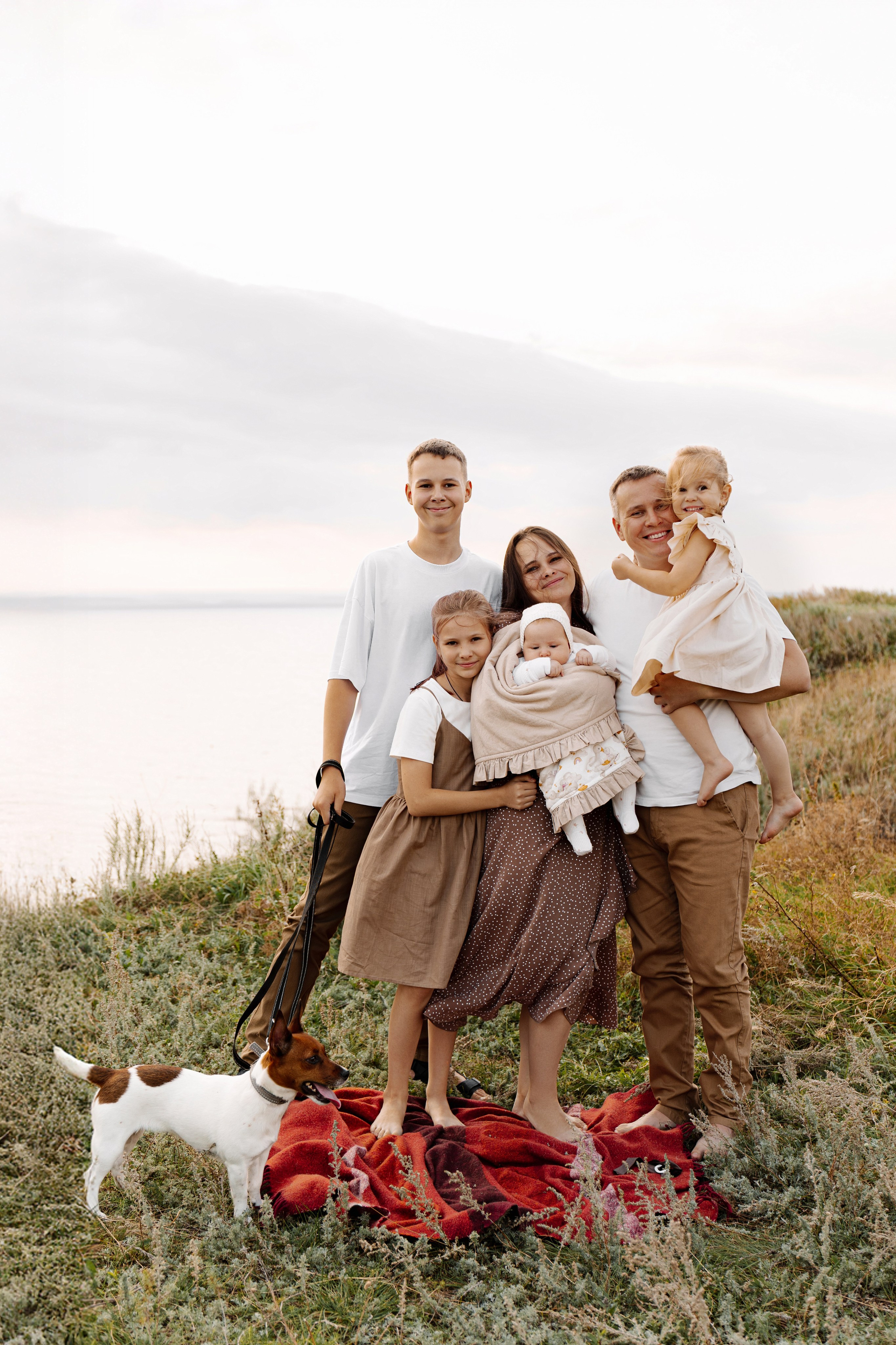 Вова Оксана Герман Варя Маша Вика. Фотограф Юлия Абдульмянова