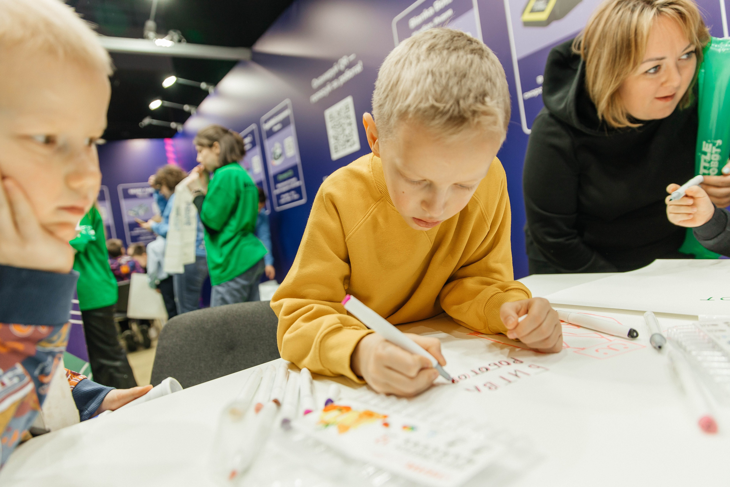 Международный чемпионат «Битва Роботов» |2023. Репортажная фотосъемка мероприятий в Москве — Five Media