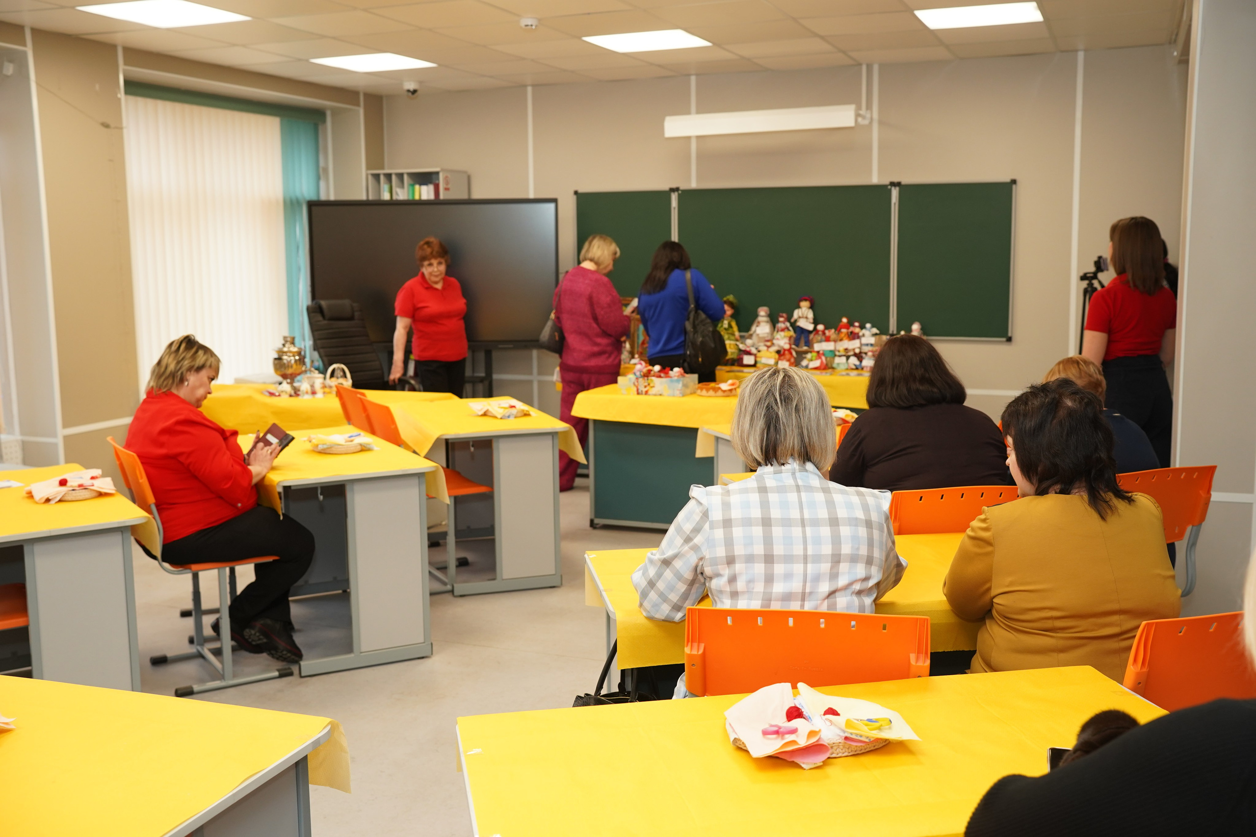 Мероприятие. MEMENTO.Выпускные альбомы, школьные, юбилейные и другие книги. Ростов-на-Дону