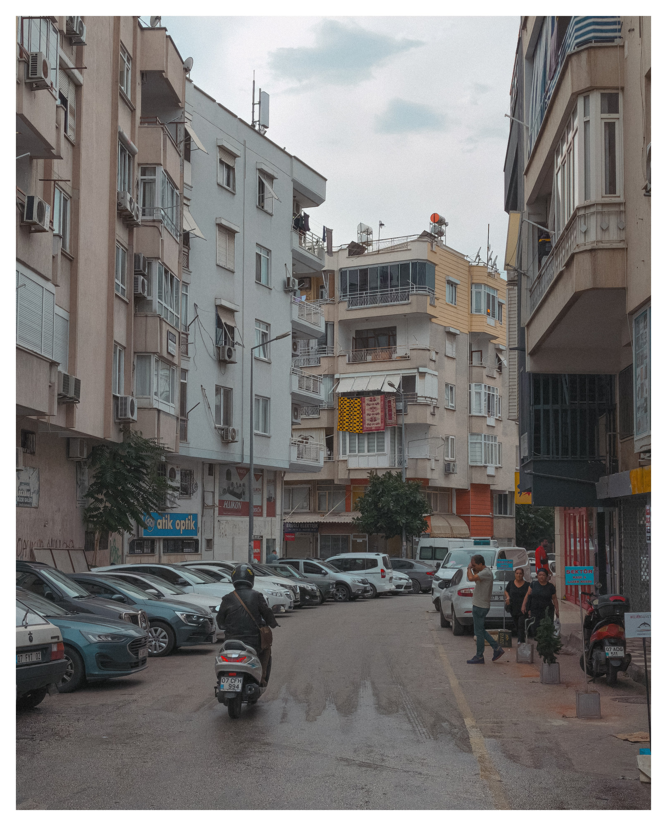 Мир повседневных Вещей. Репортажный и портретный фотограф, Влад Хафизов, Москва